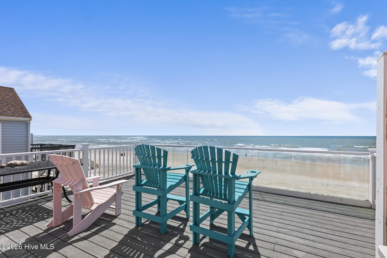 100569371 | Photo 28