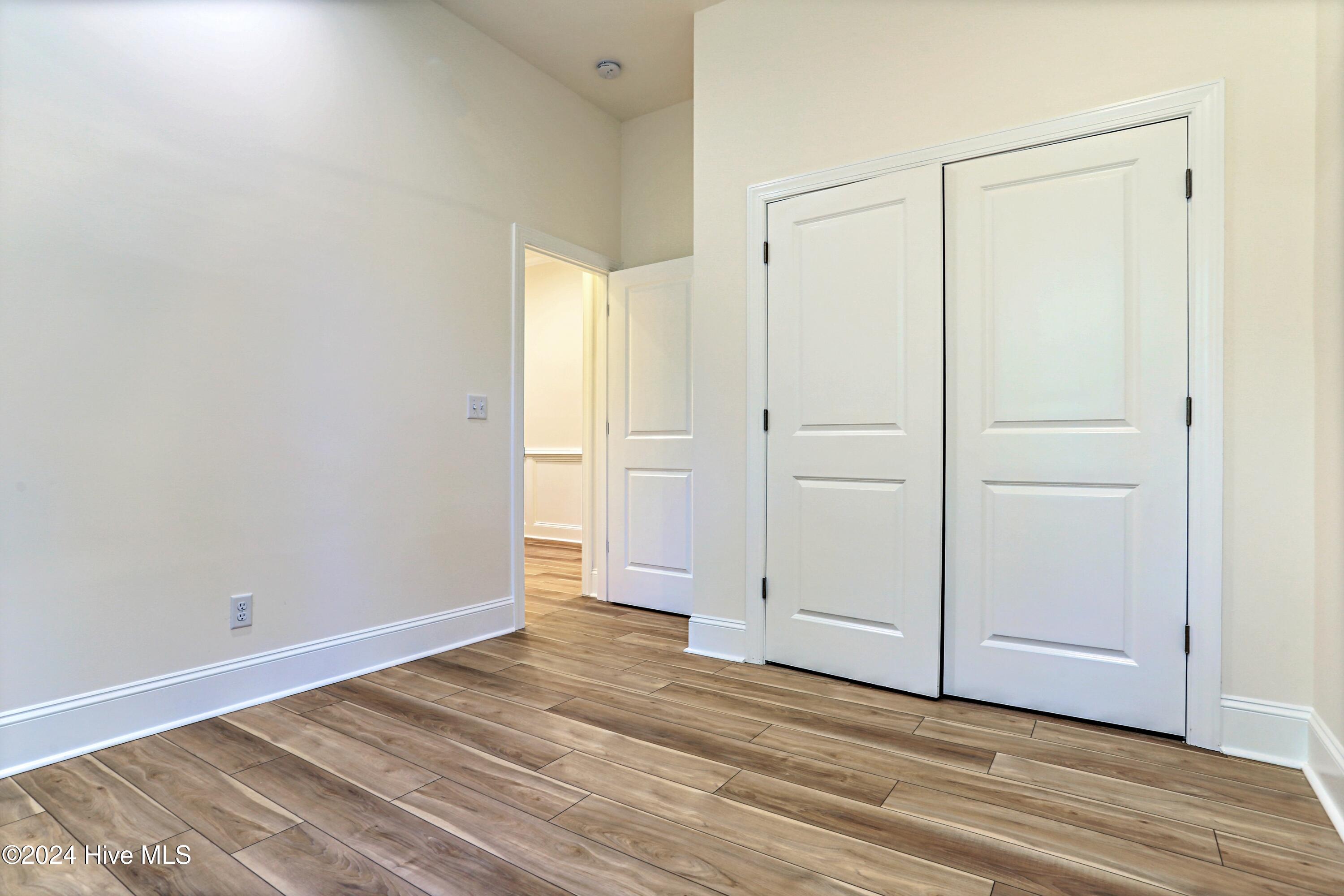 100481314 | Photo 43