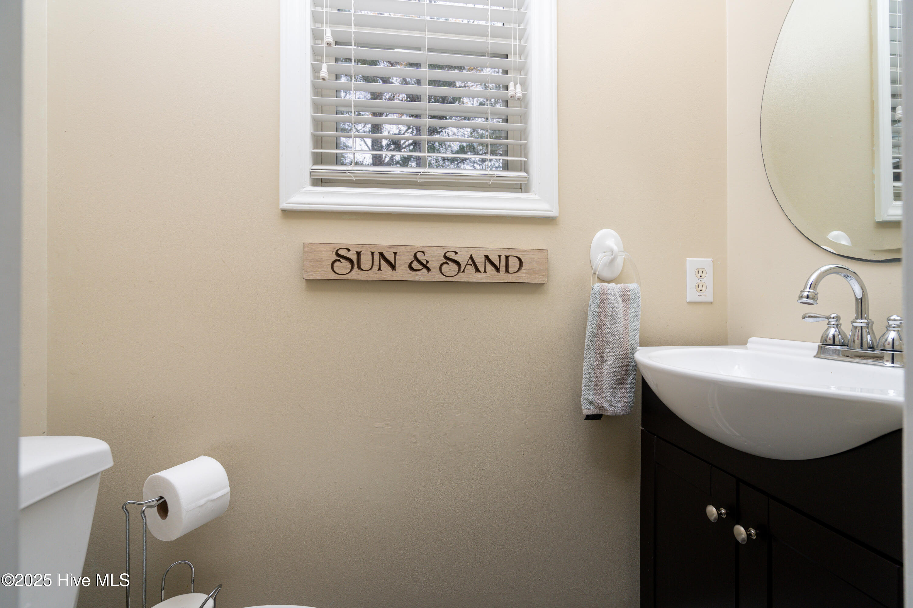 100546381 | Photo 12