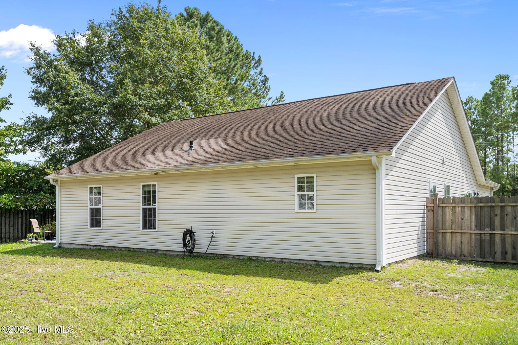 100526842 | Photo 38