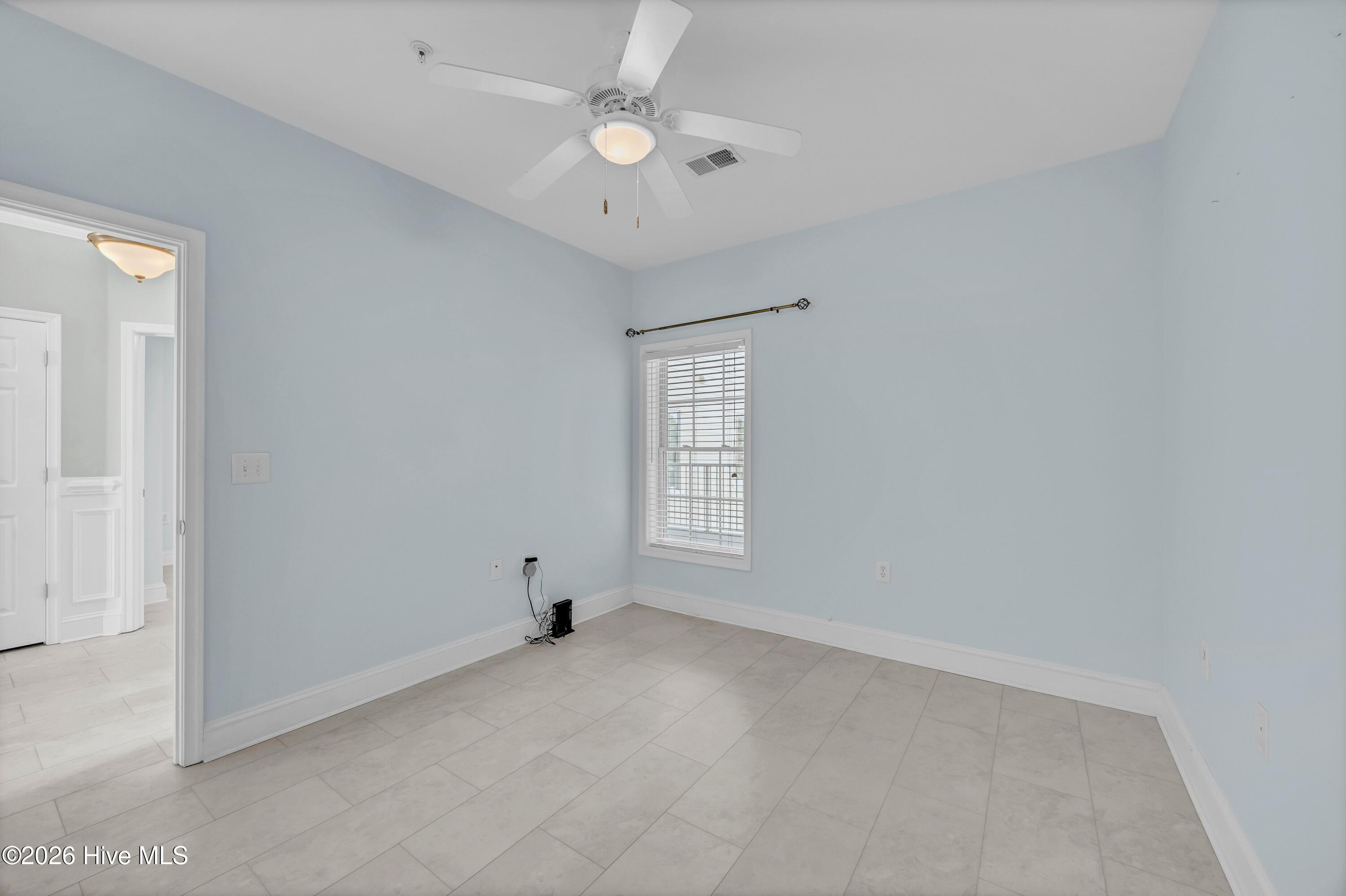 100556994 | Photo 20