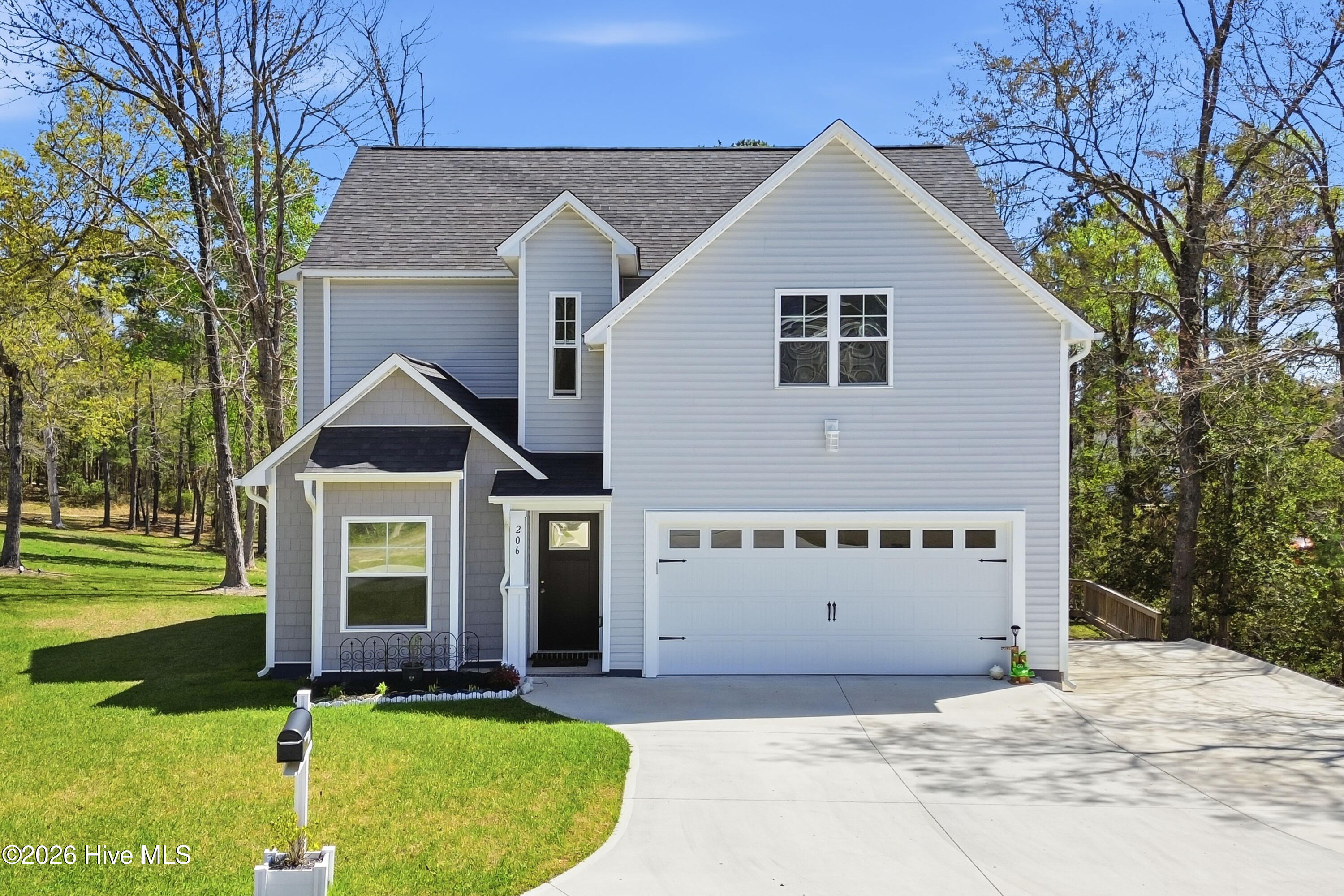 Featured Property 206 Baker 