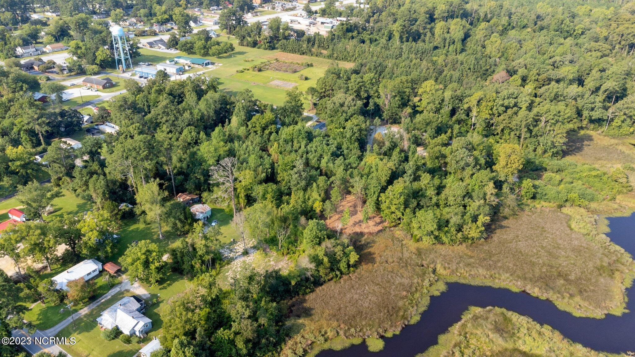 Homes for sale in Bayboro, NC | 2 Dees Ave, Bayboro, NC 28515 | MLS# 100417347