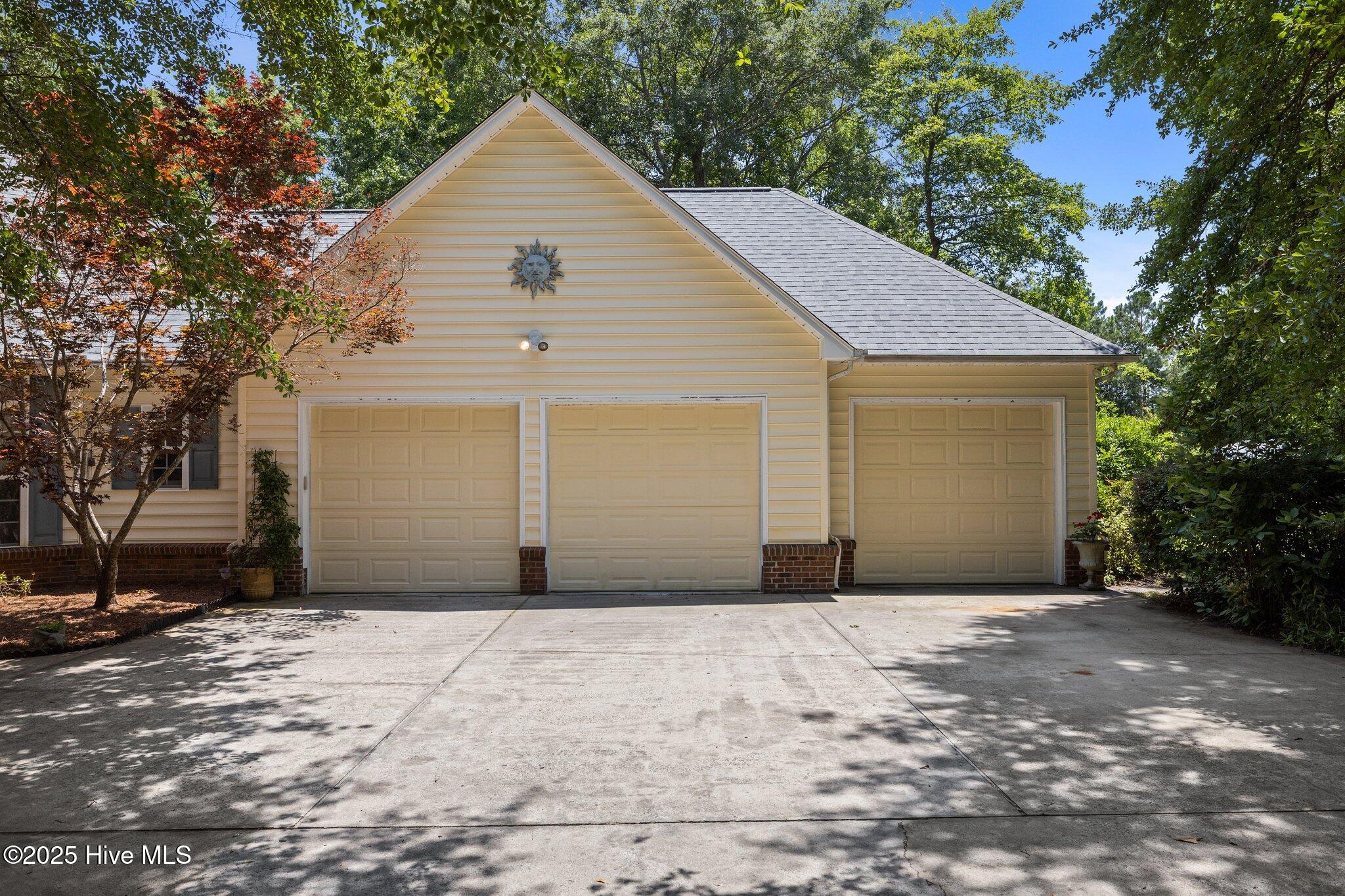 100517626 | Photo 62