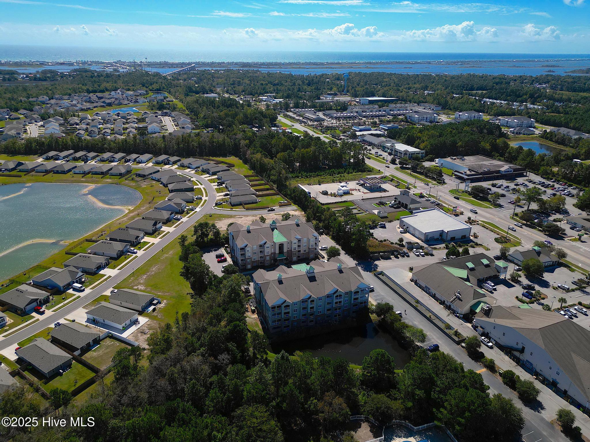 100534929 | Photo 47