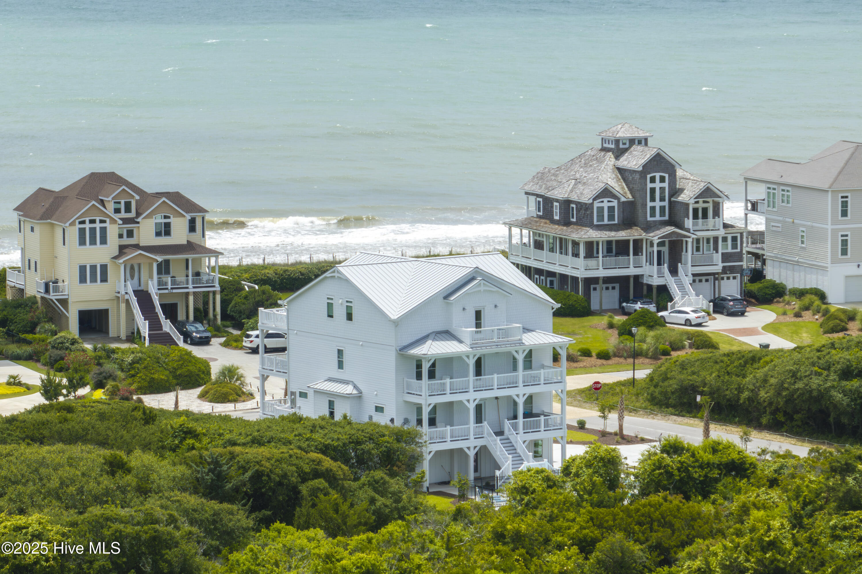 100510701 | Photo 79