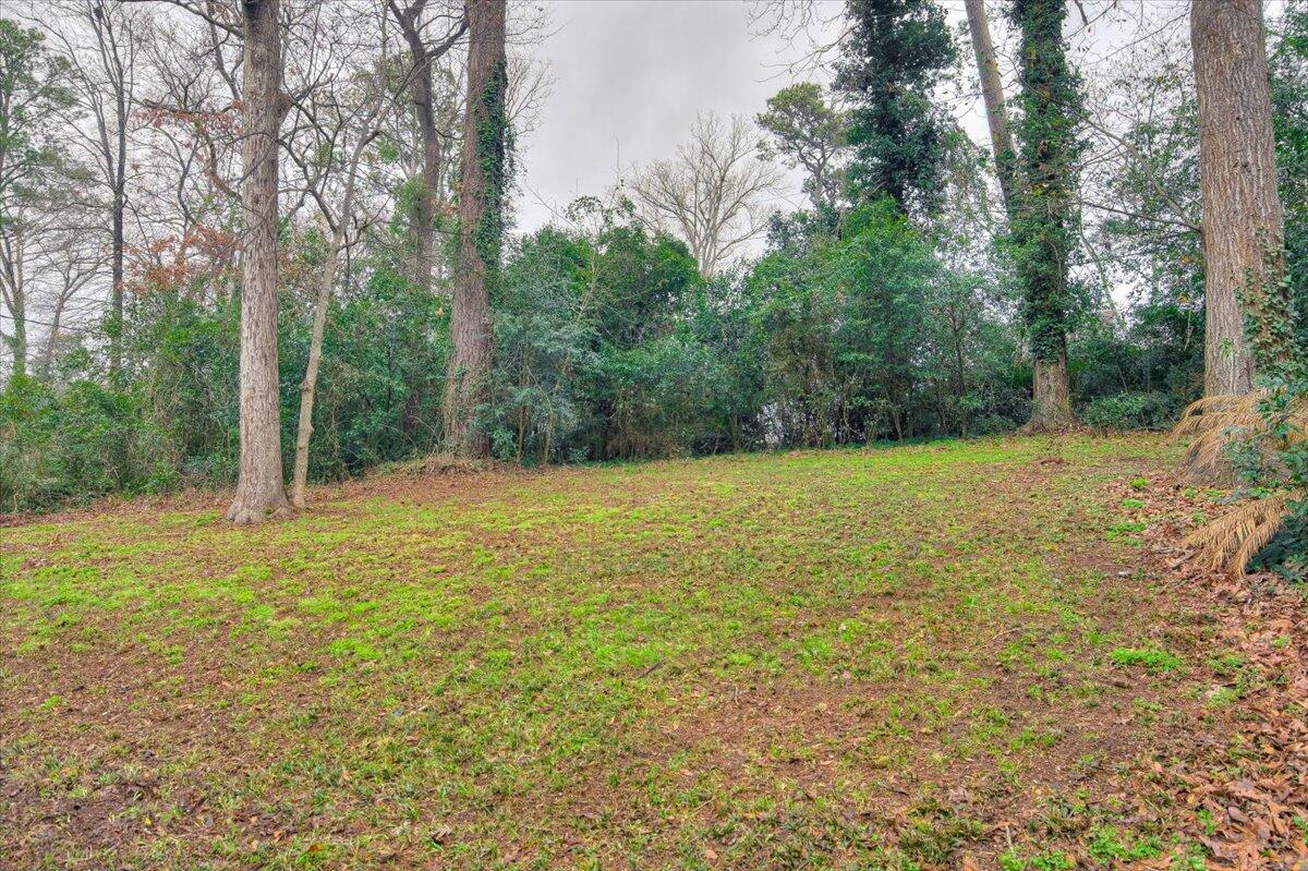 2303 Laurel Lane