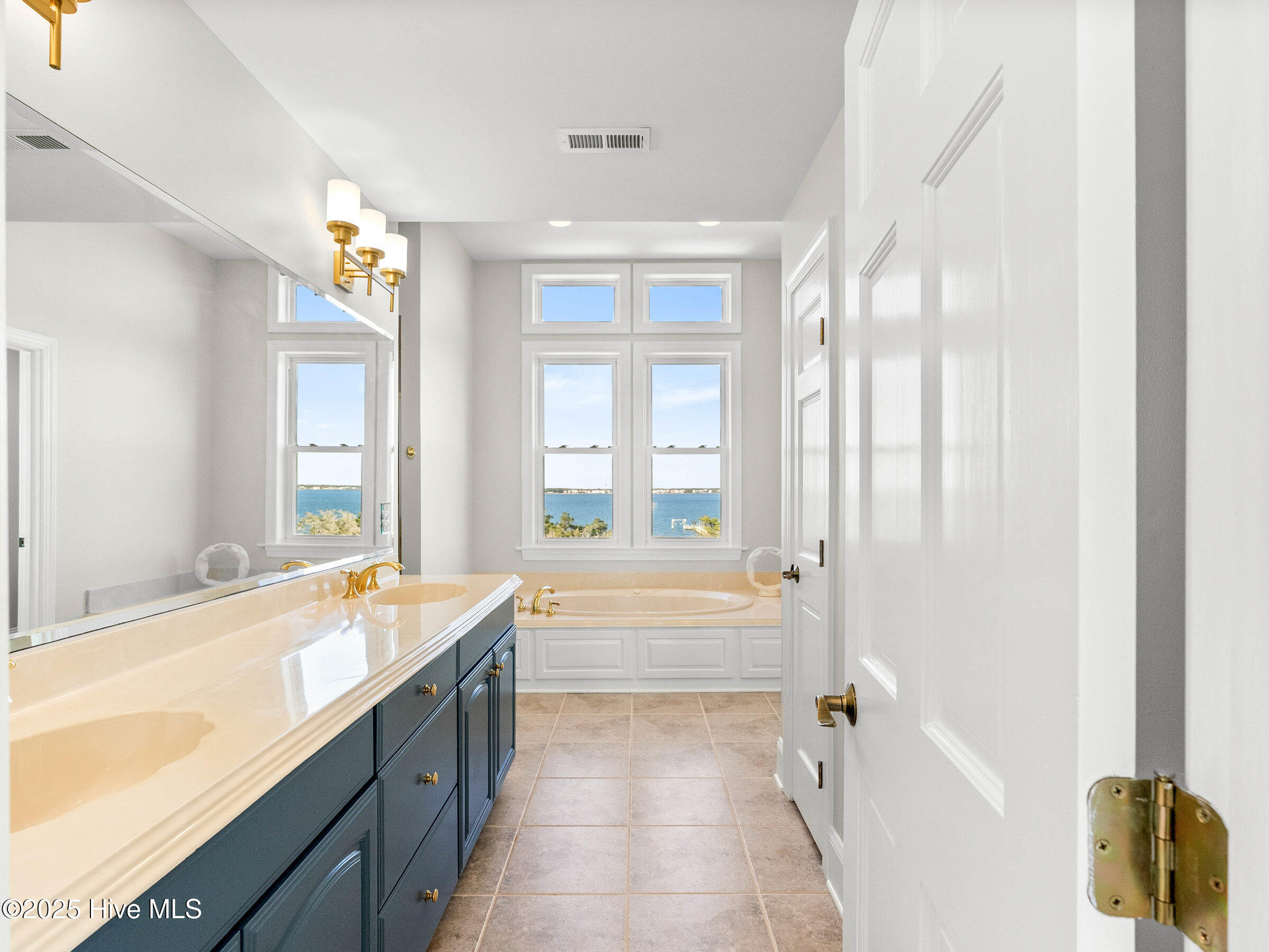 4202 Emerald Drive, Emerald Isle, NC, 28594