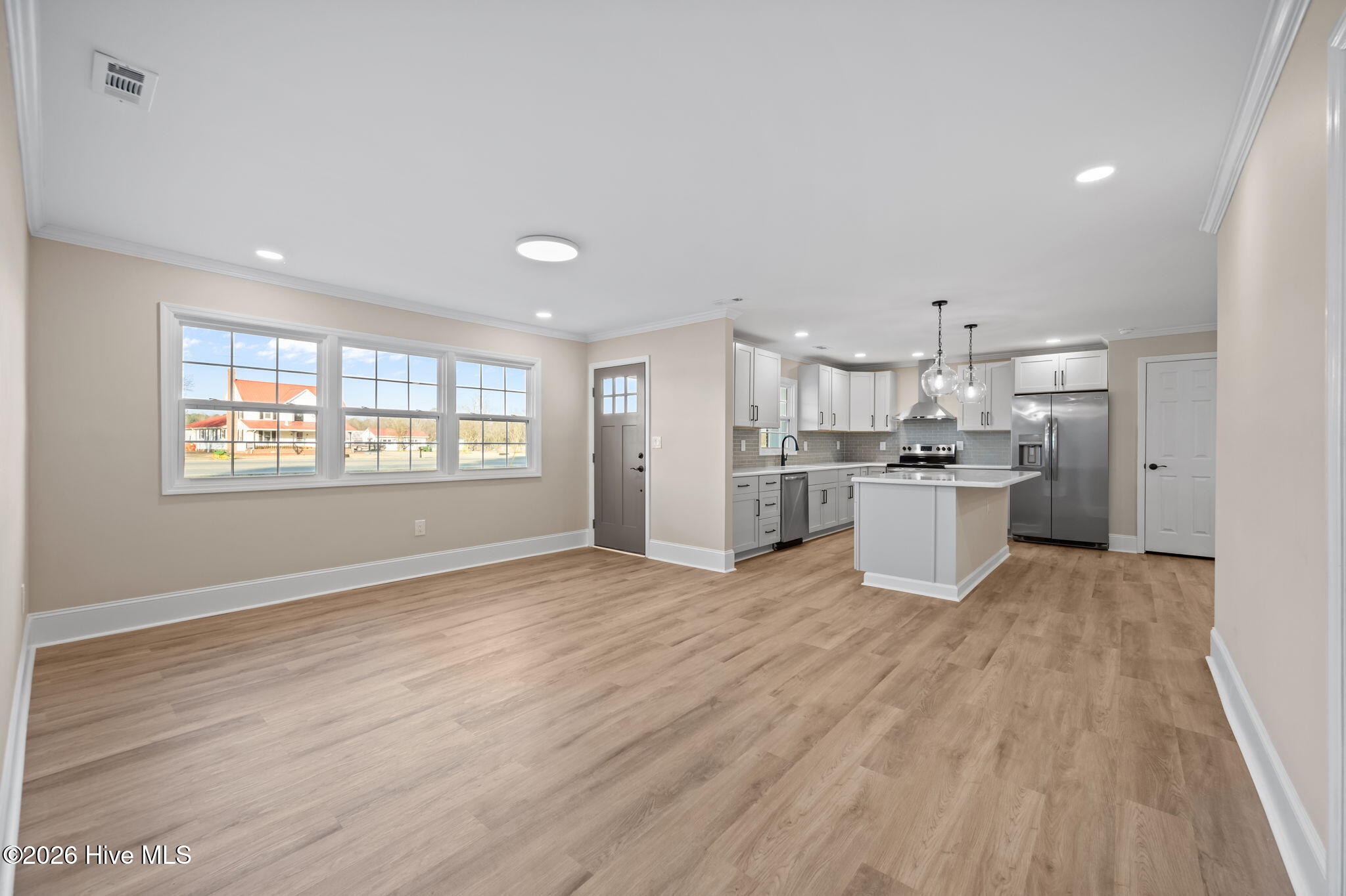 2833 Nc 41 & 50 Highway, Chinquapin, NC 28521 – photo 8: 40-web-or-mls-_RAD9886