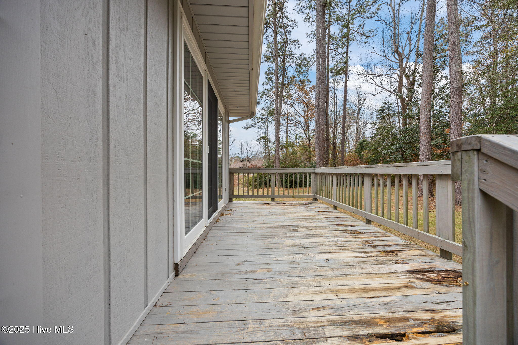 100544163 | Photo 36