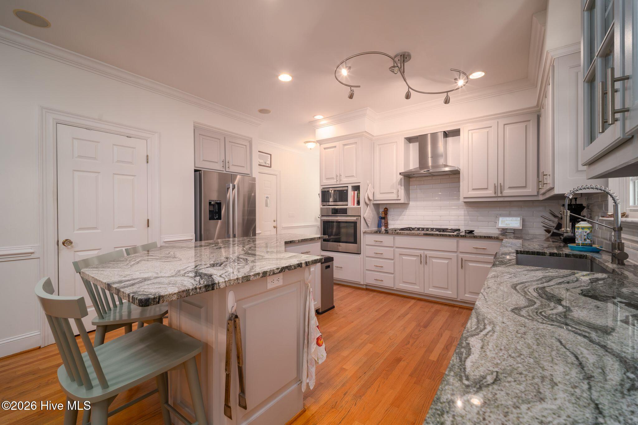 2003 Grenville Court,Trent Woods