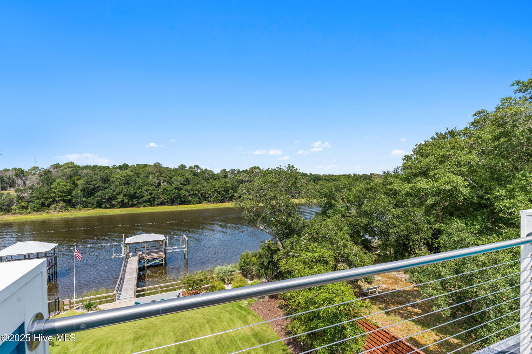 100527753 | Photo 37