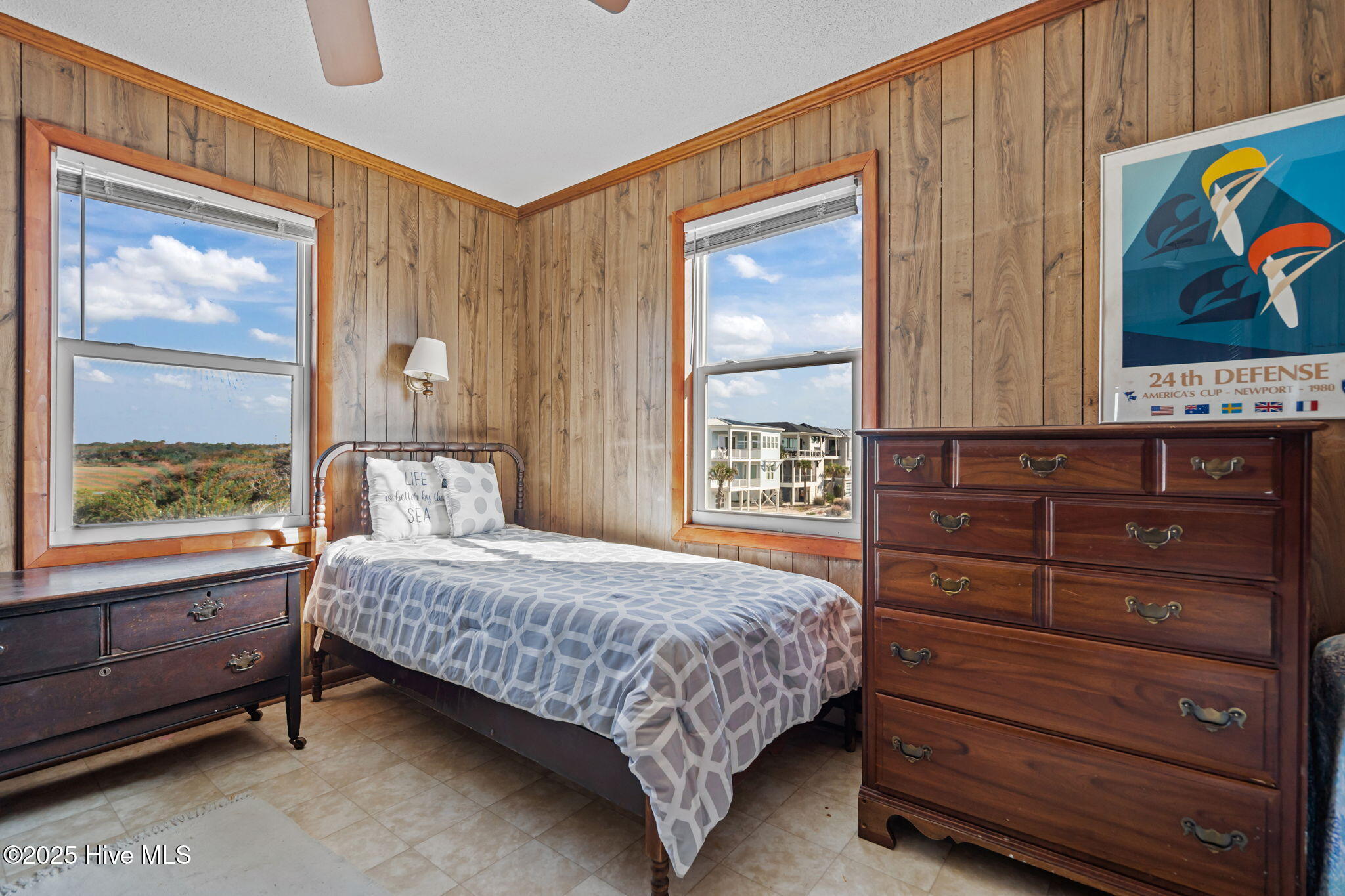 100539644 | Photo 49