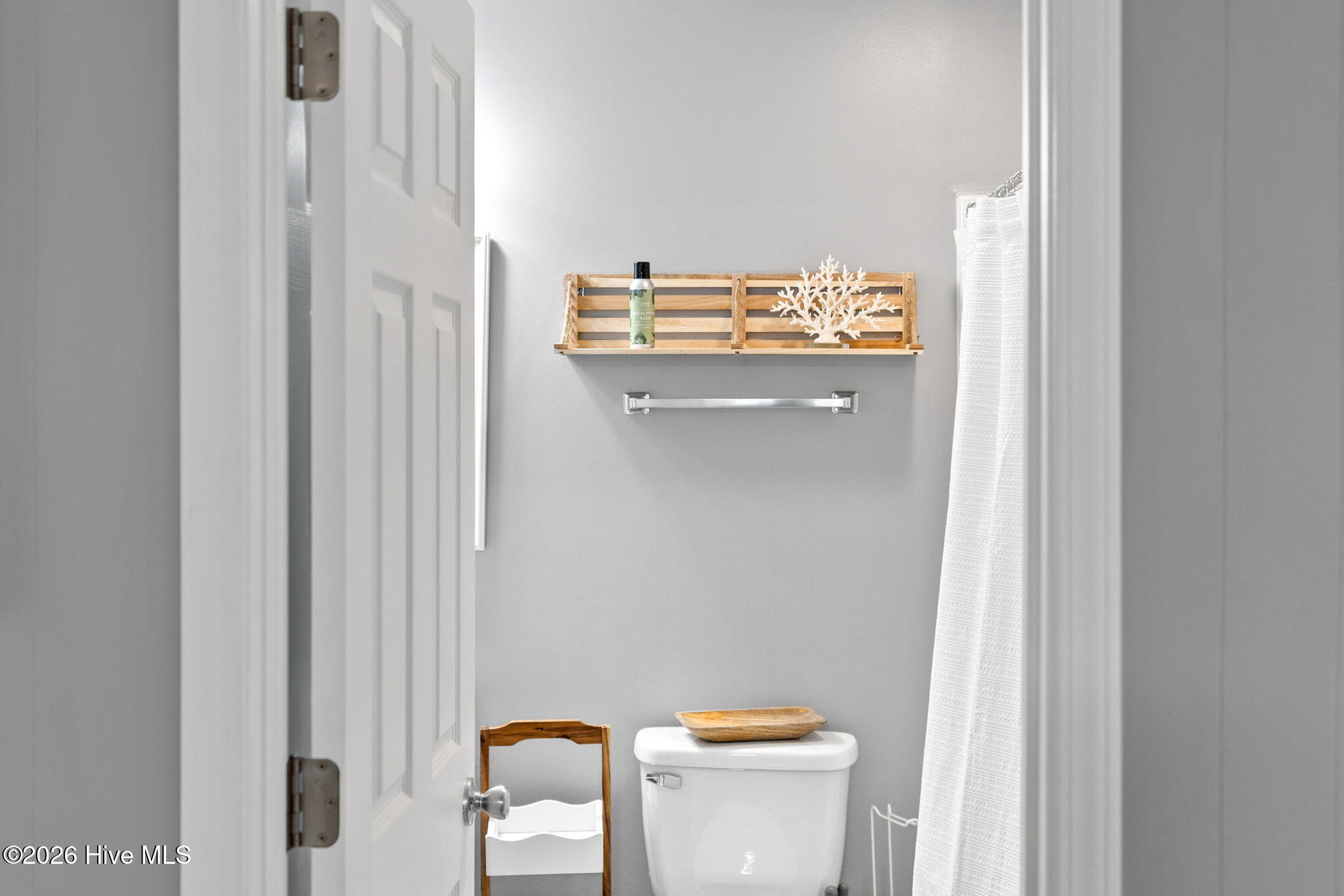 100563184 | Photo 26