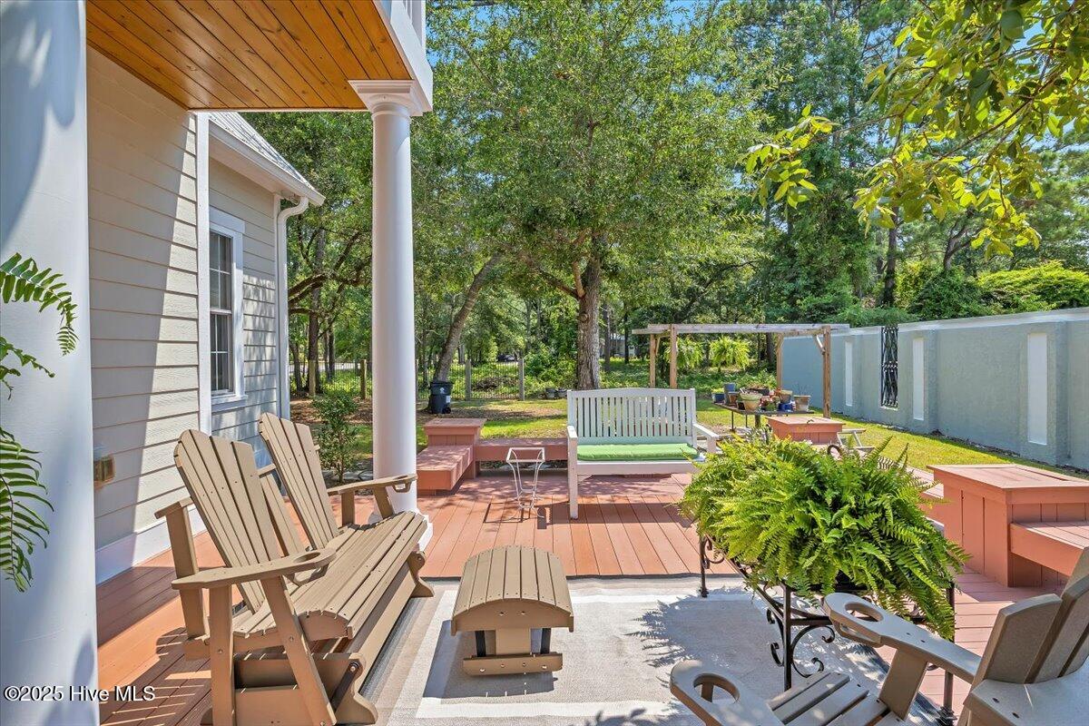 100556221 | Photo 44