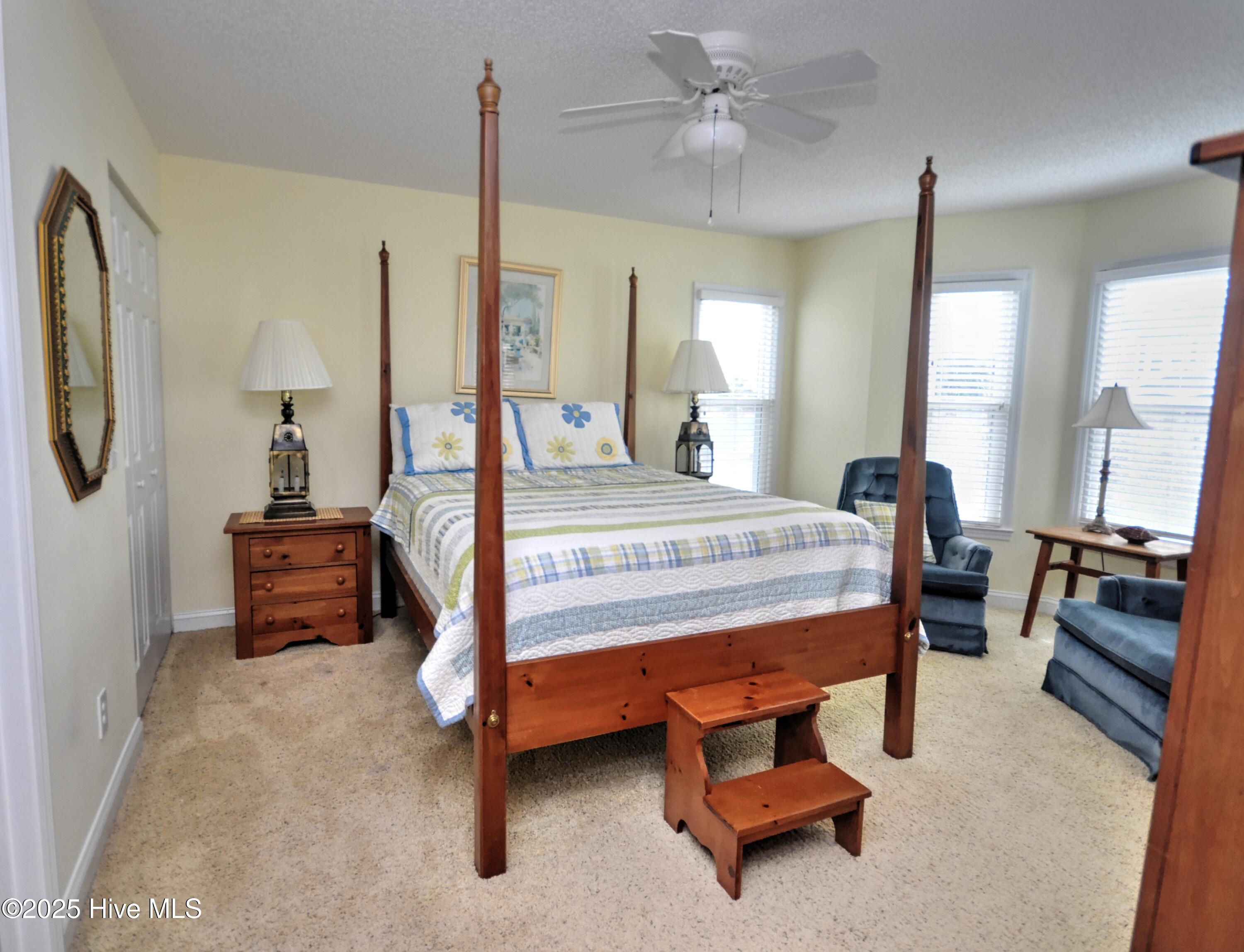 100538748 | Photo 38