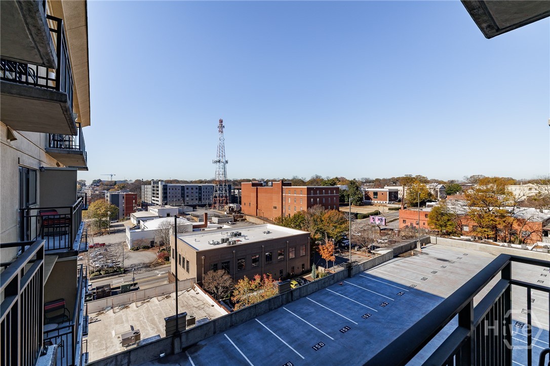 250 W Broad Street 714