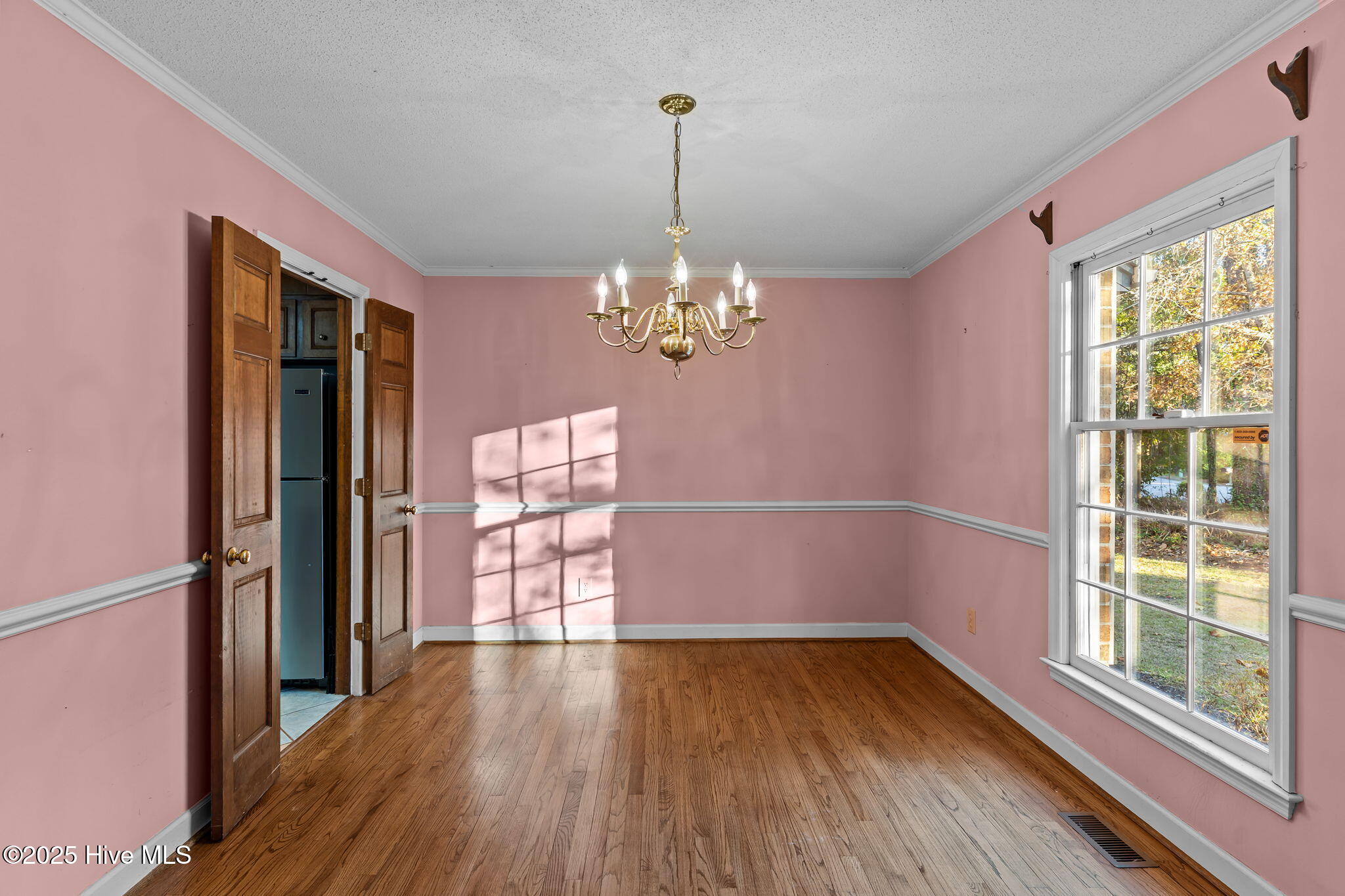 100540294 | Photo 13