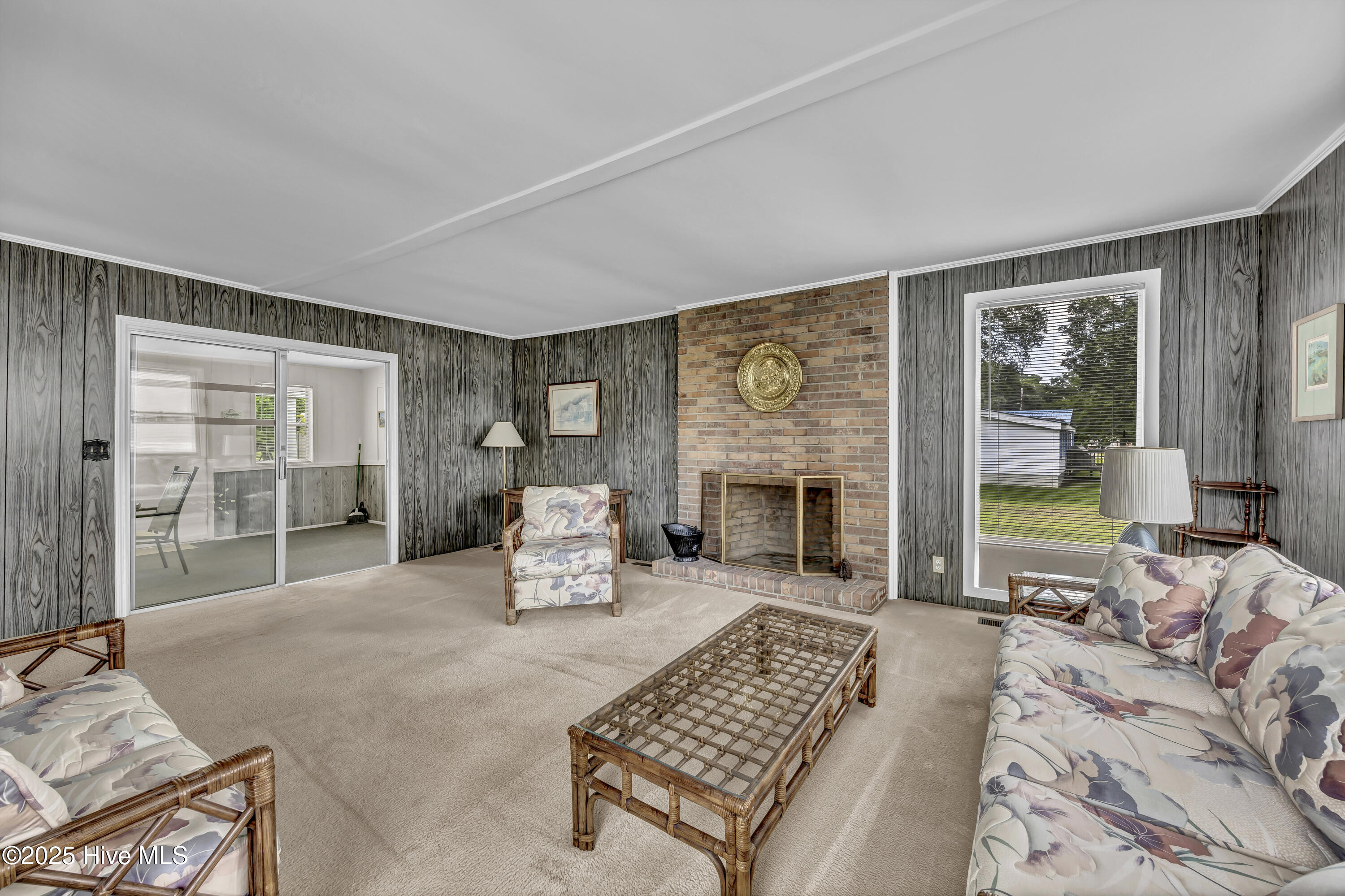 100520708 | Photo 13