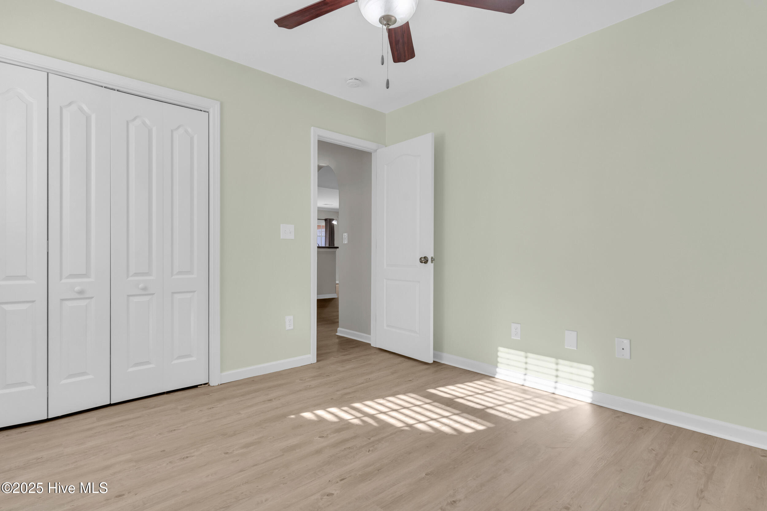 100545882 | Photo 21