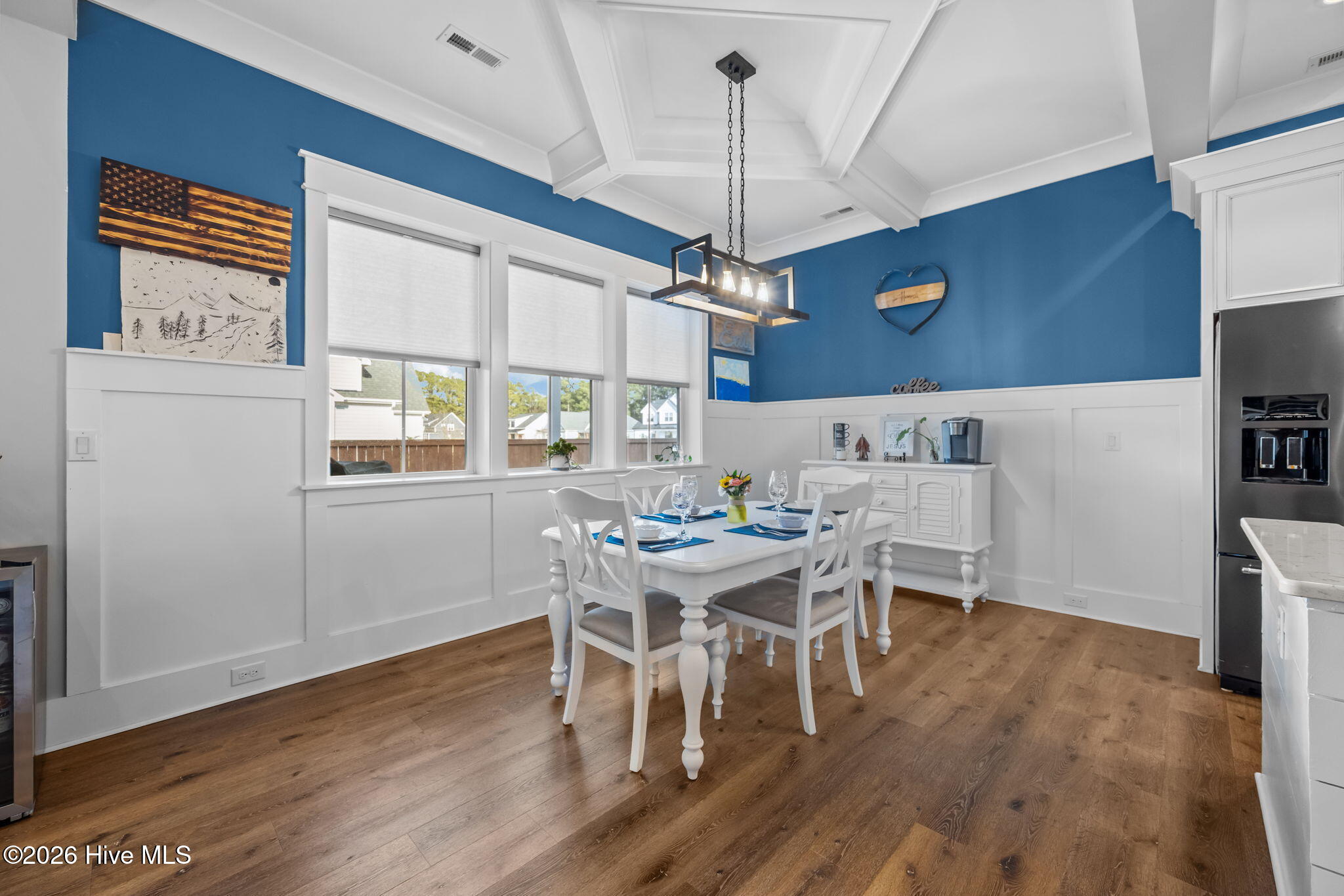 100555870 | Photo 16