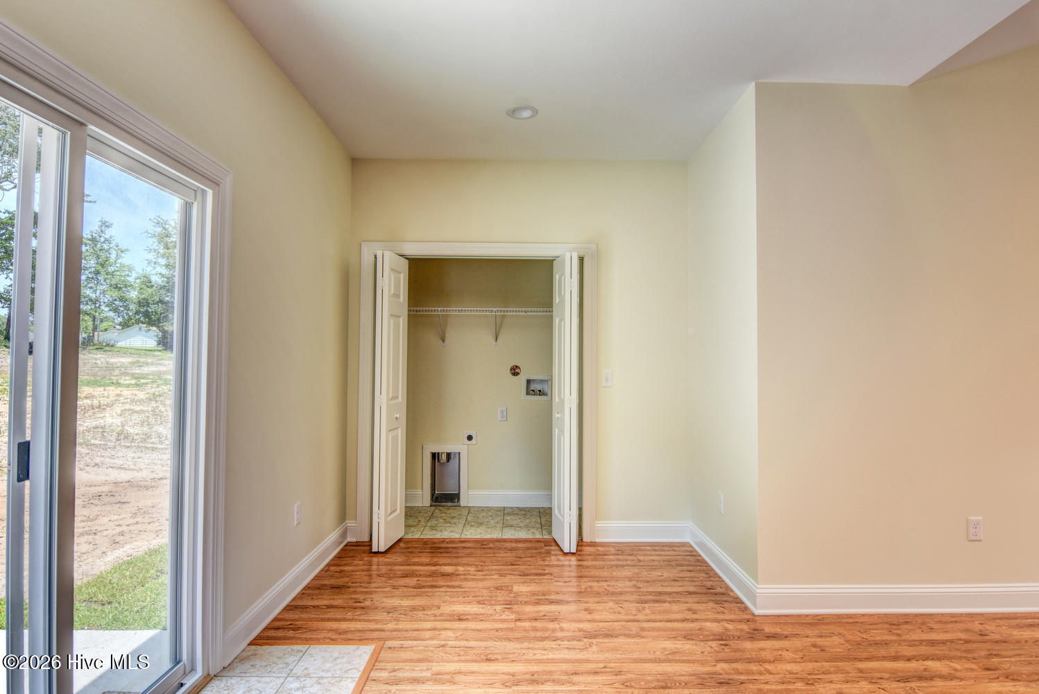 100559011 | Photo 11