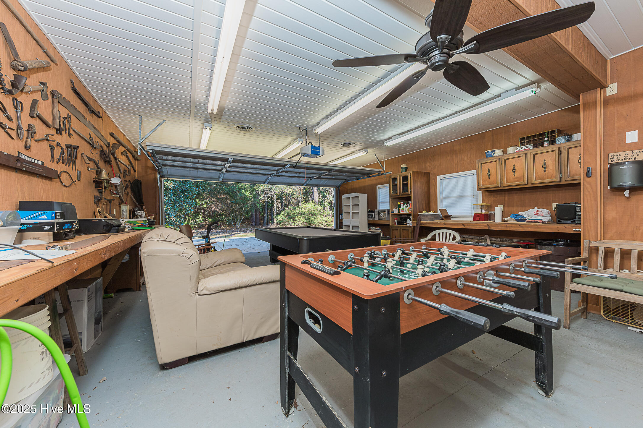 100542740 | Photo 70