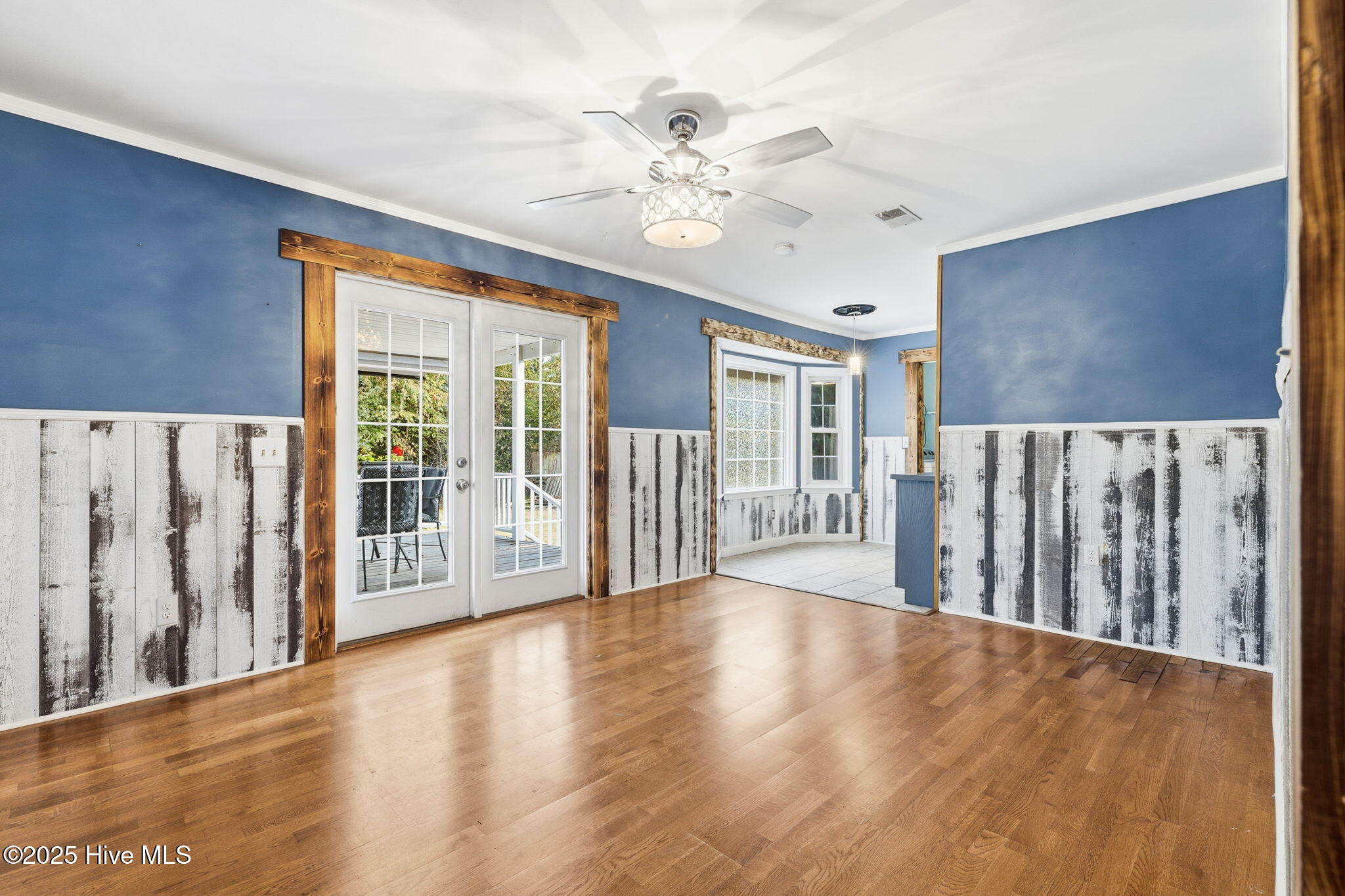 100539016 | Photo 26