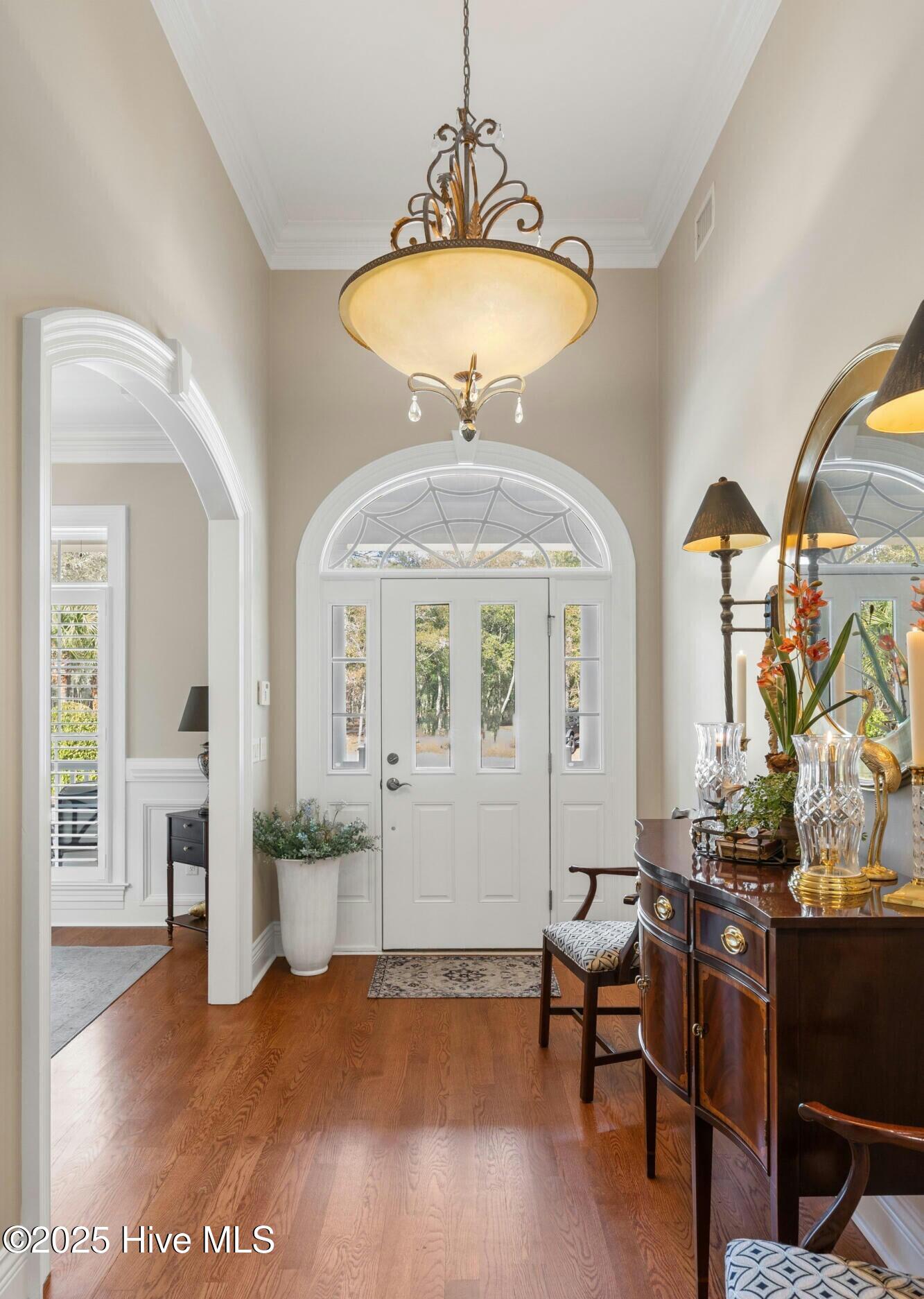 100549580 | Photo 14