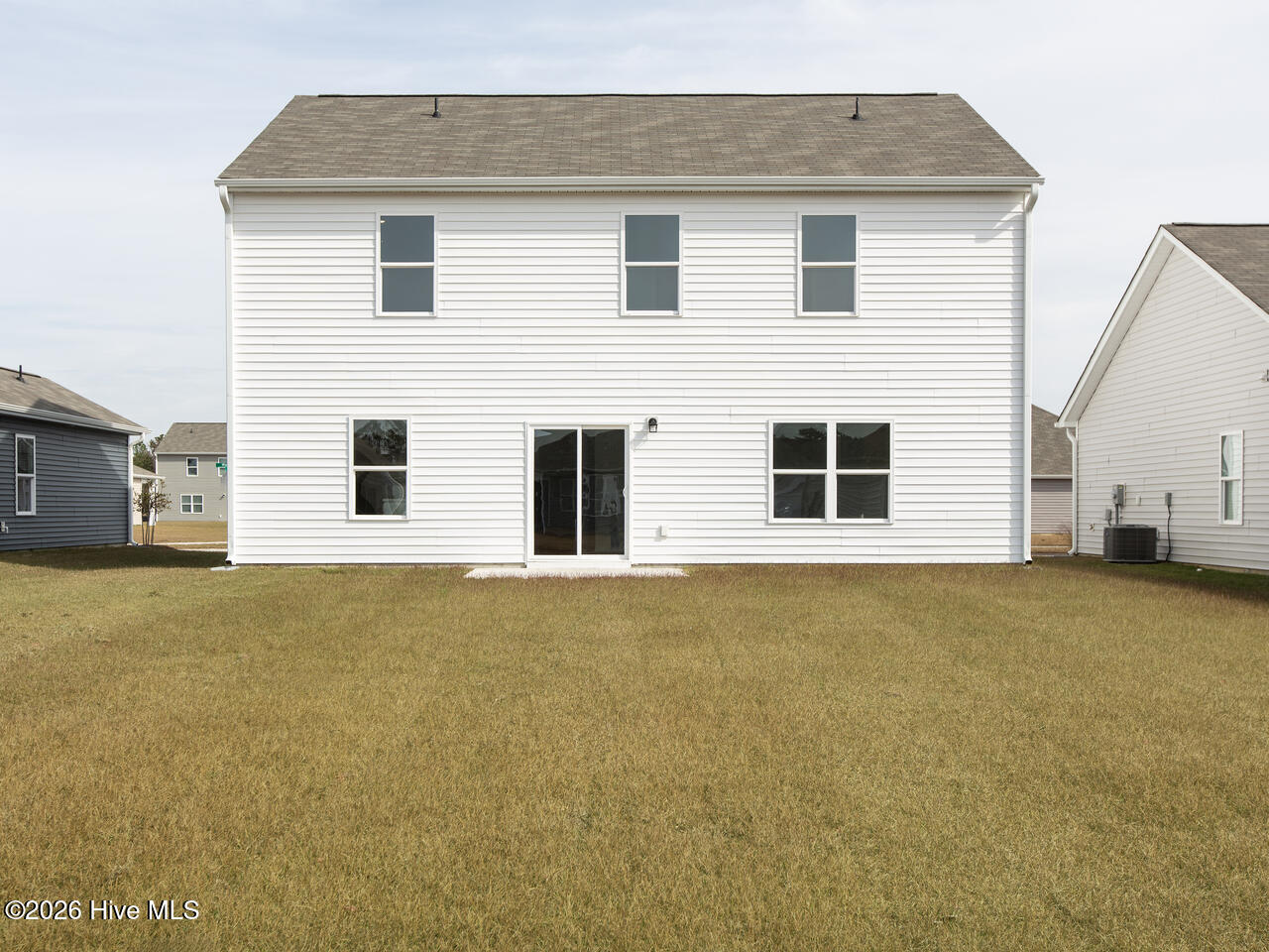 100556857 | Photo 37