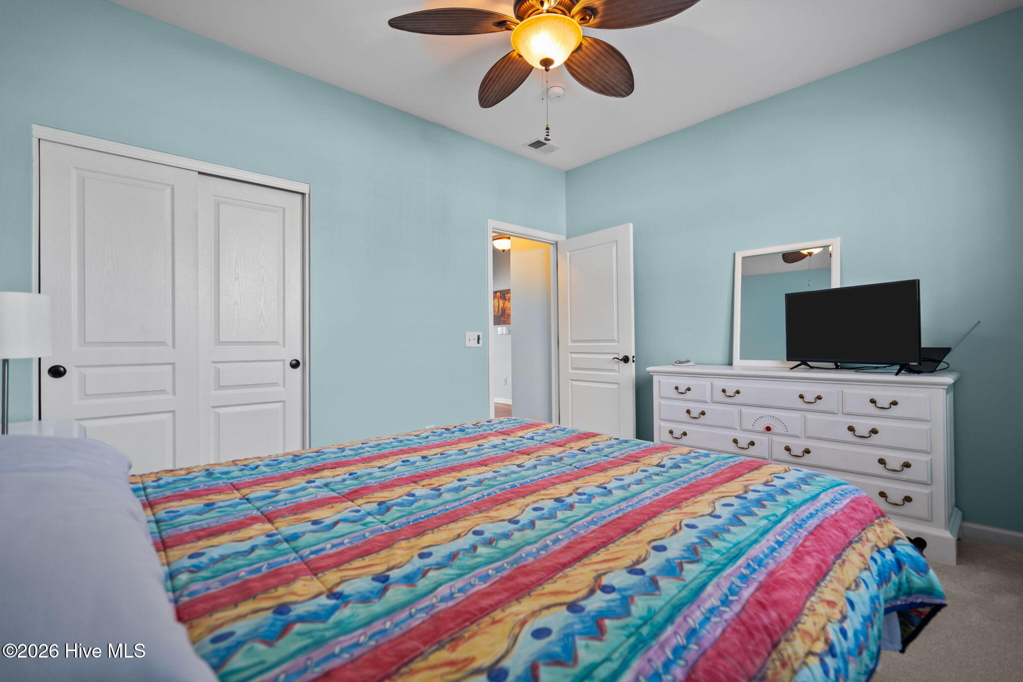 100562471 | Photo 10