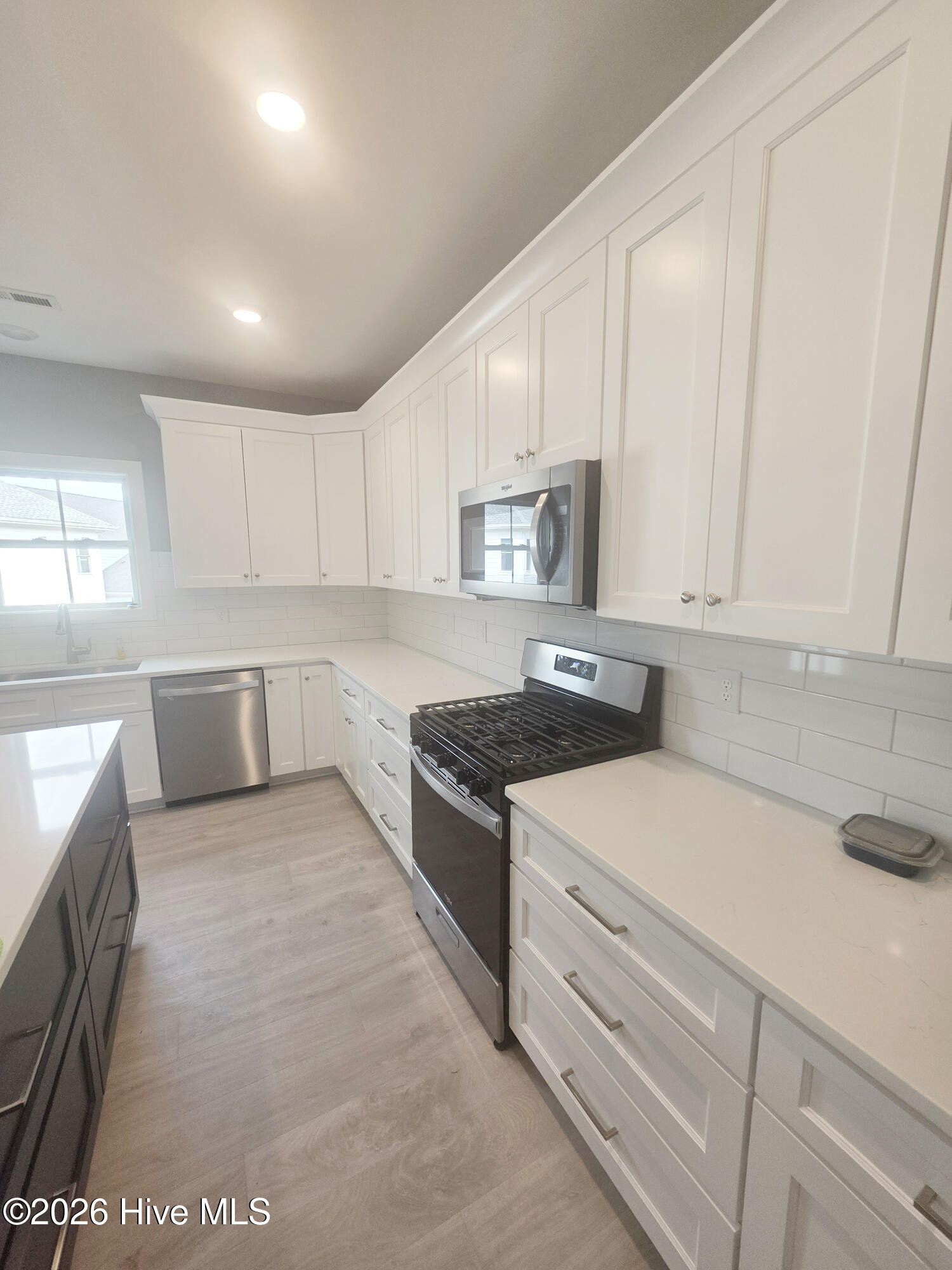 100530509 | Photo 10