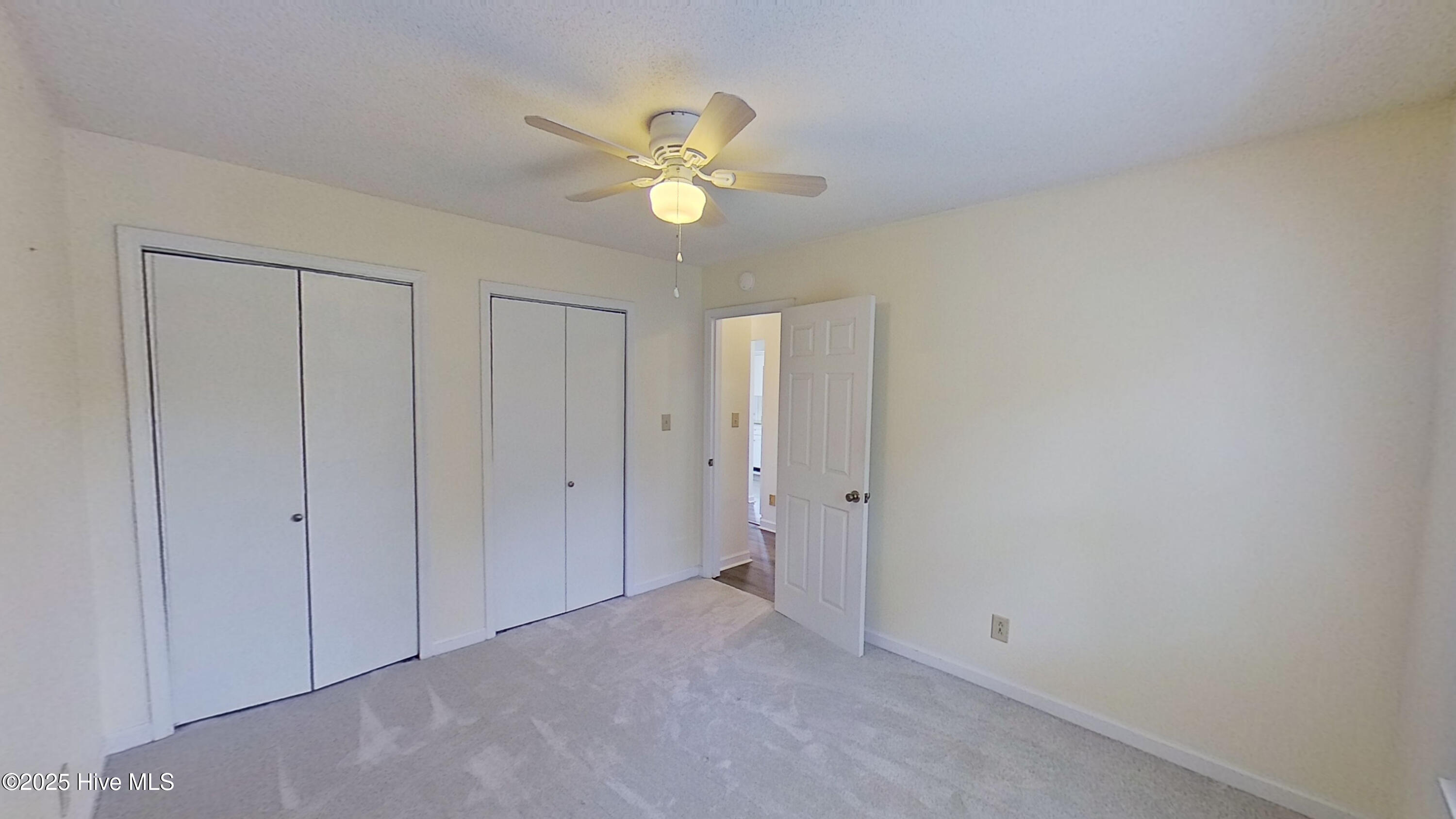 100543059 | Photo 19