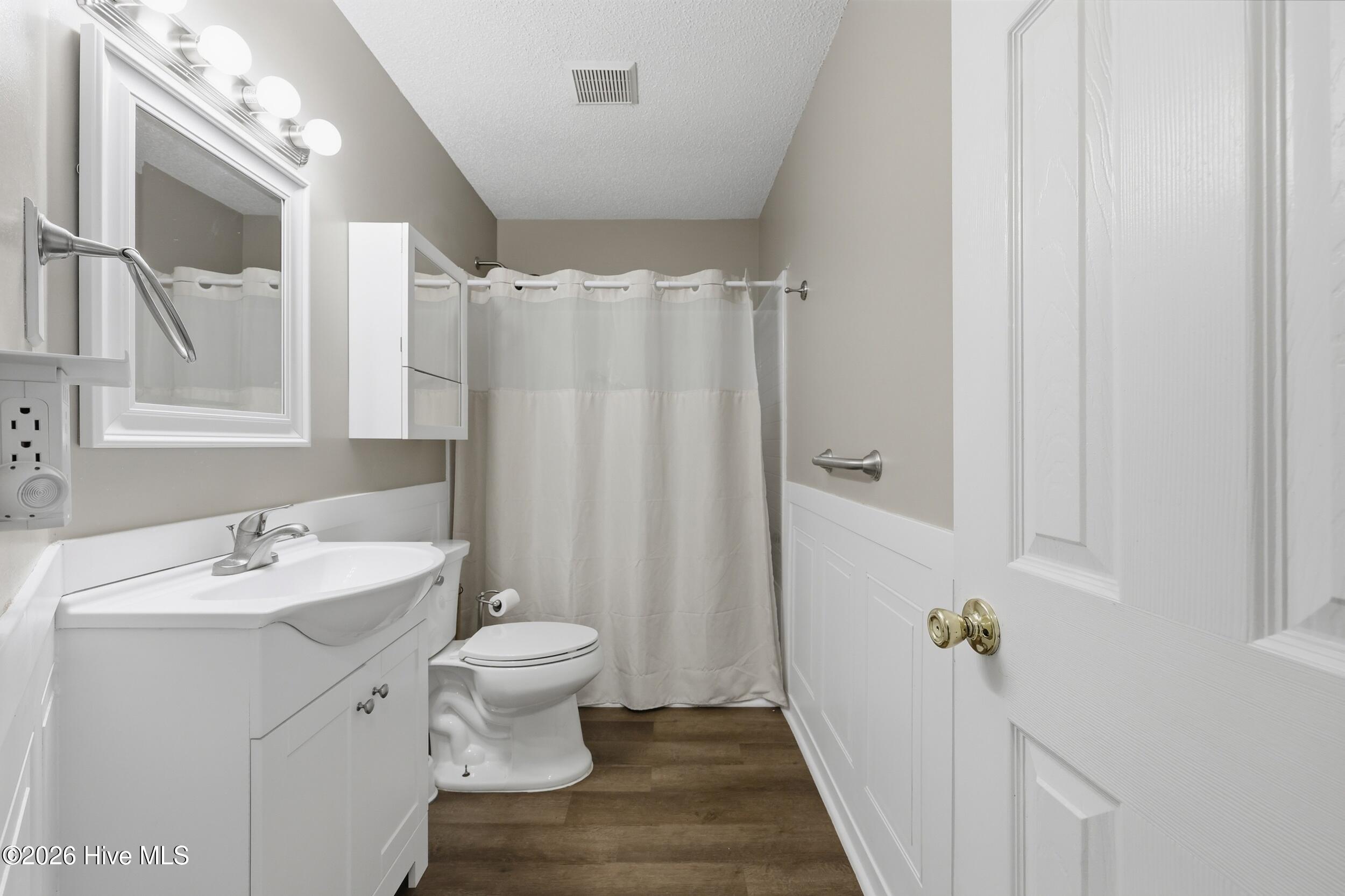 Hall Bathroom
