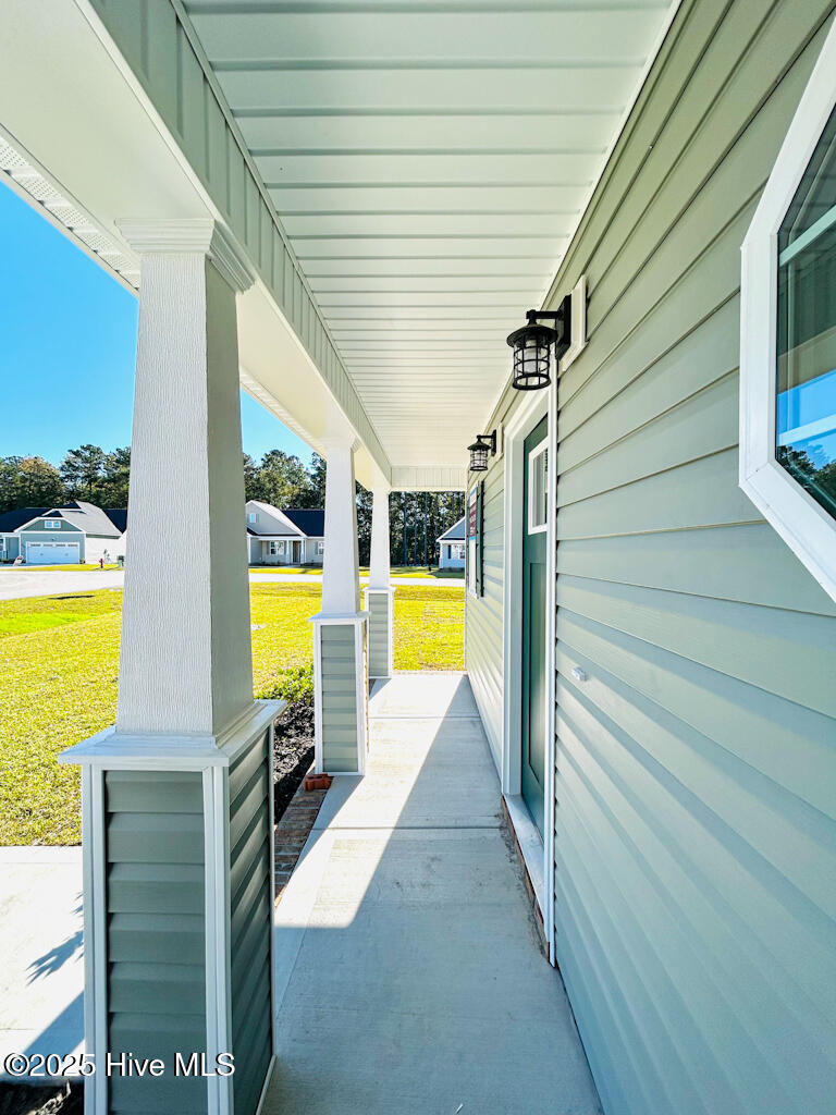 100538382 | Photo 11