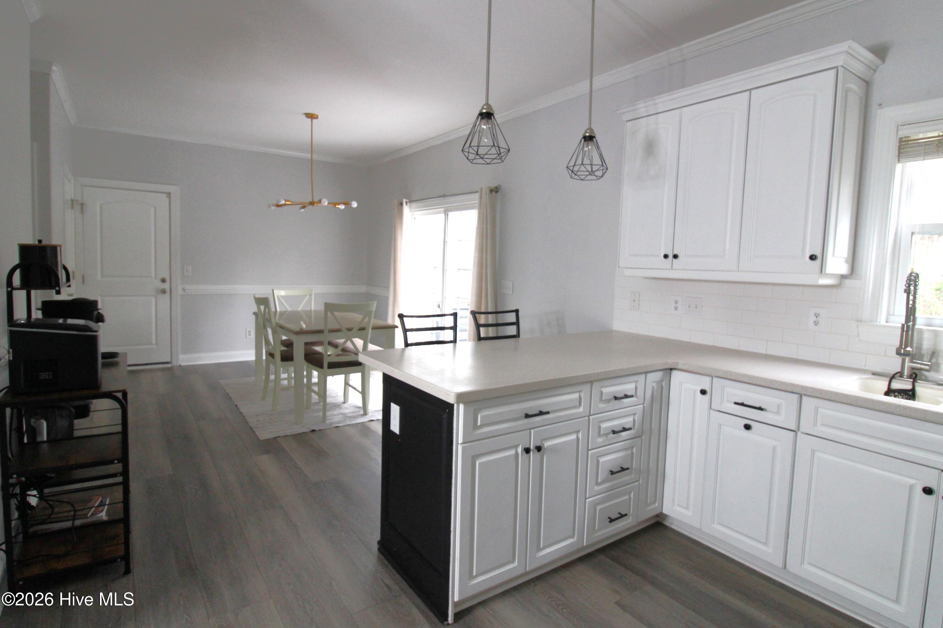 100538724 | Photo 12