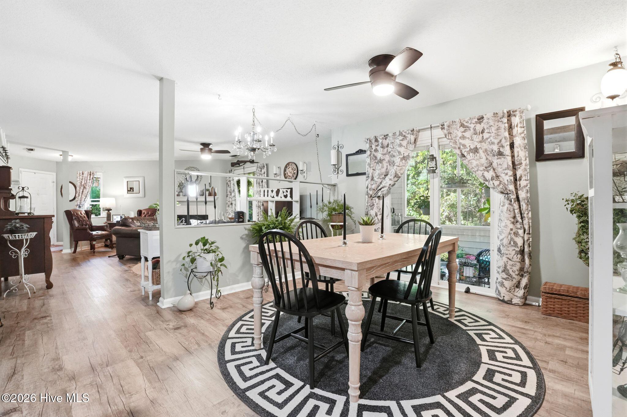 100566564 | Photo 12