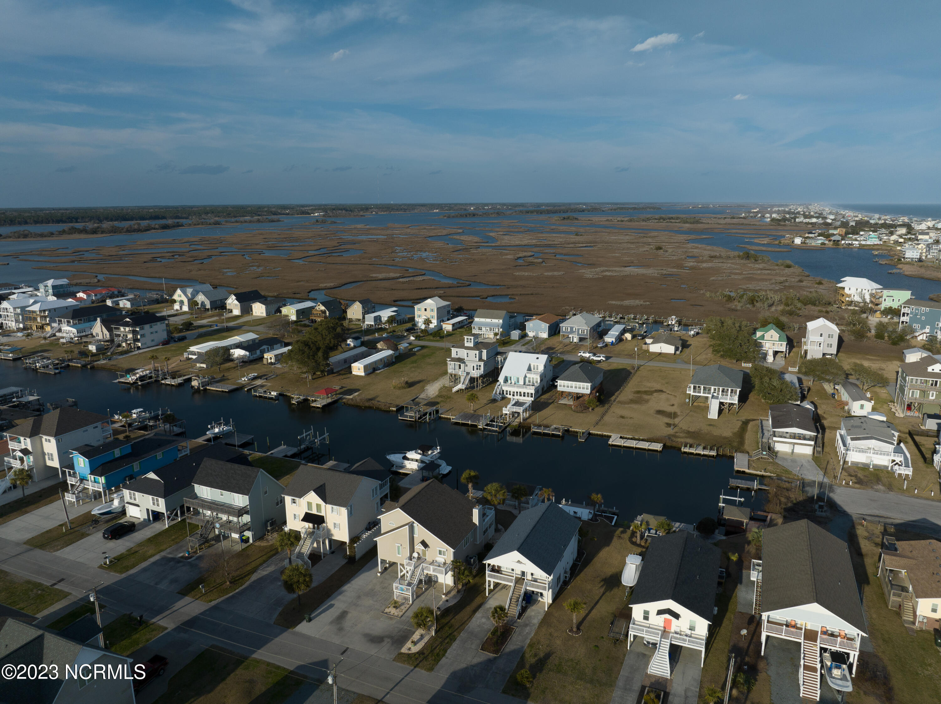 100525018 | Photo 36