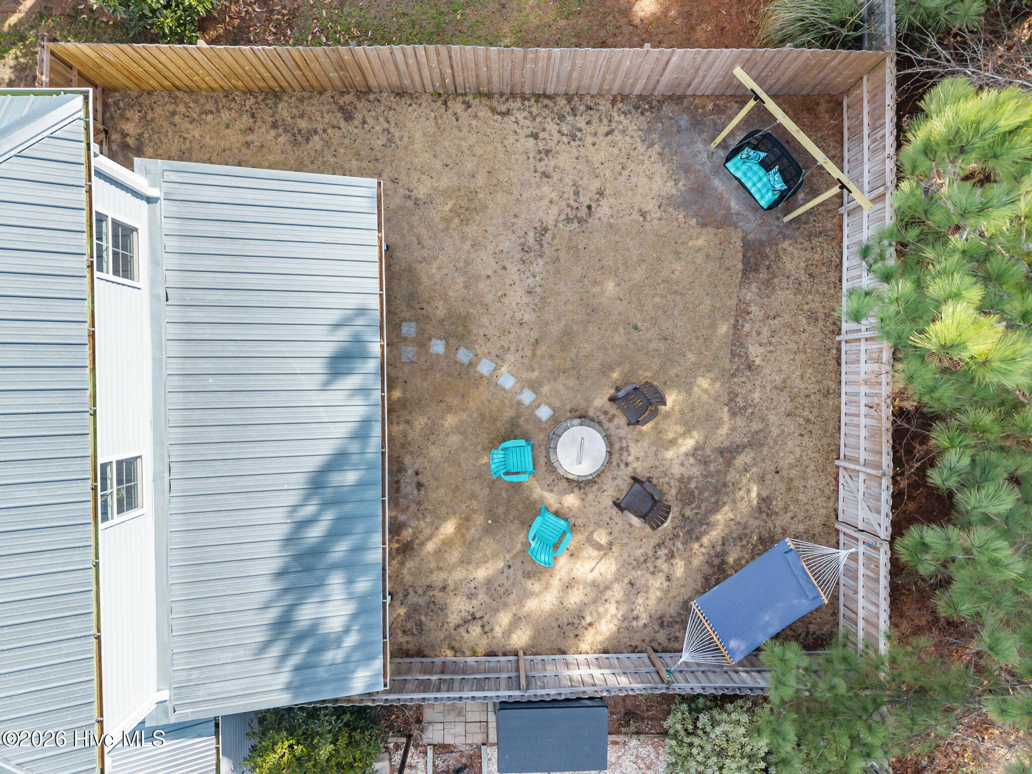 100551648 | Photo 36