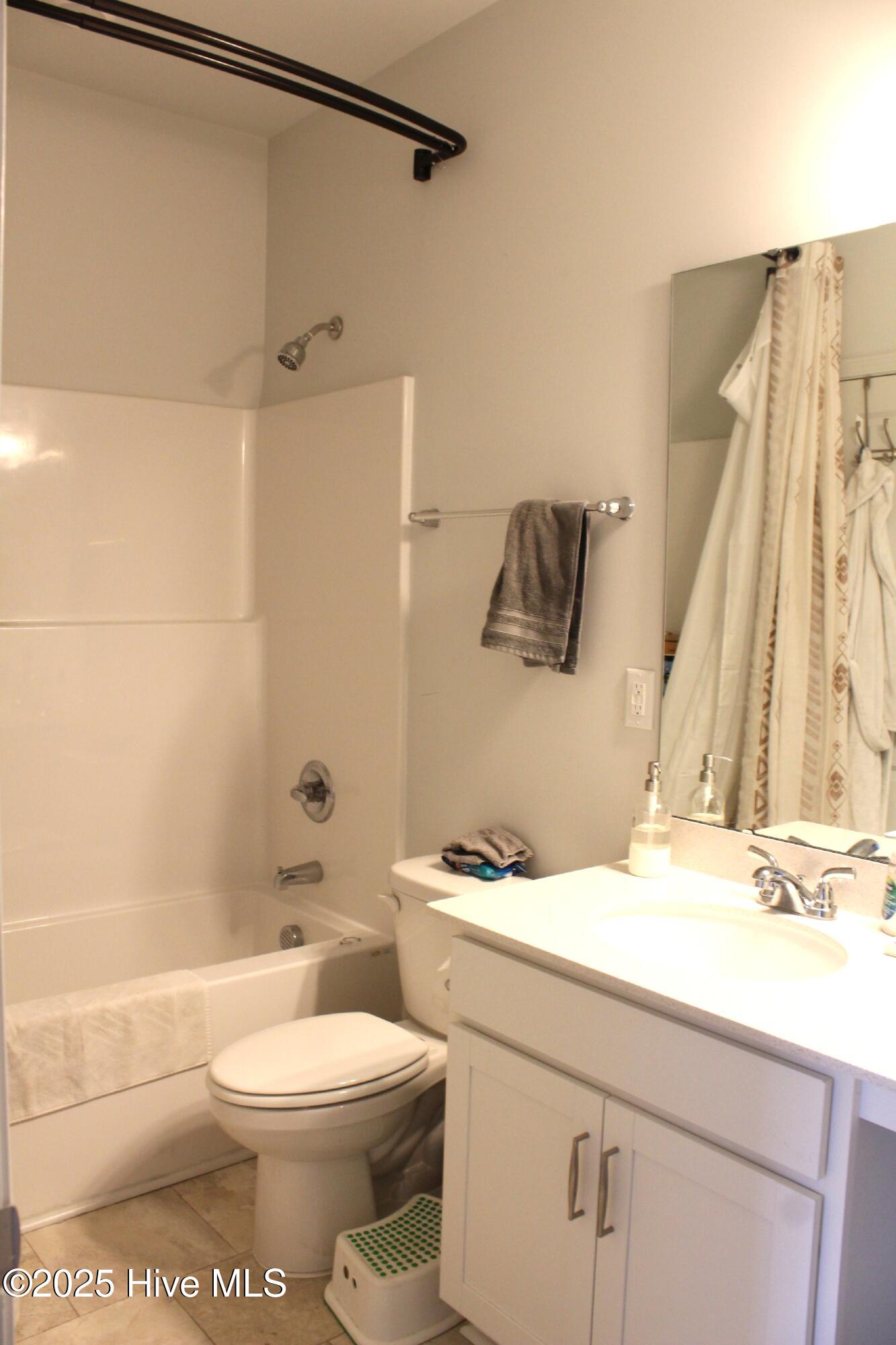 100515201 | Photo 15