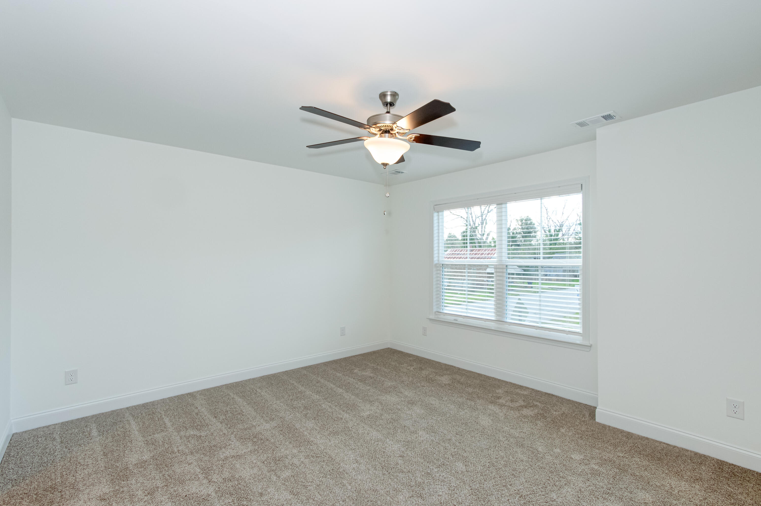 2nd St, 526, Interior-12
