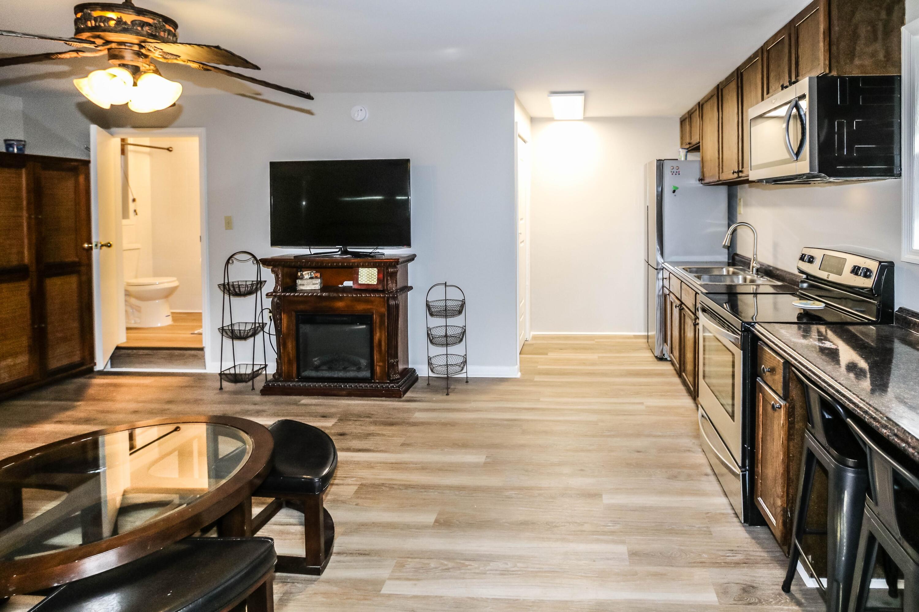 Undisclosed Address, Appling, GA, 30802