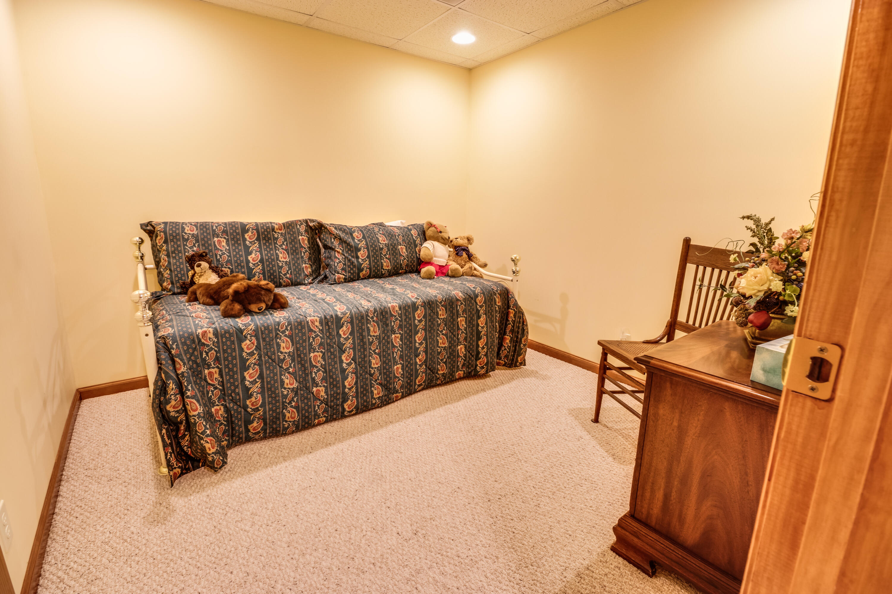 2265 Indian Rd-54