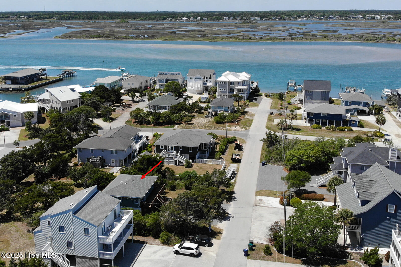 100519598 | Photo 22