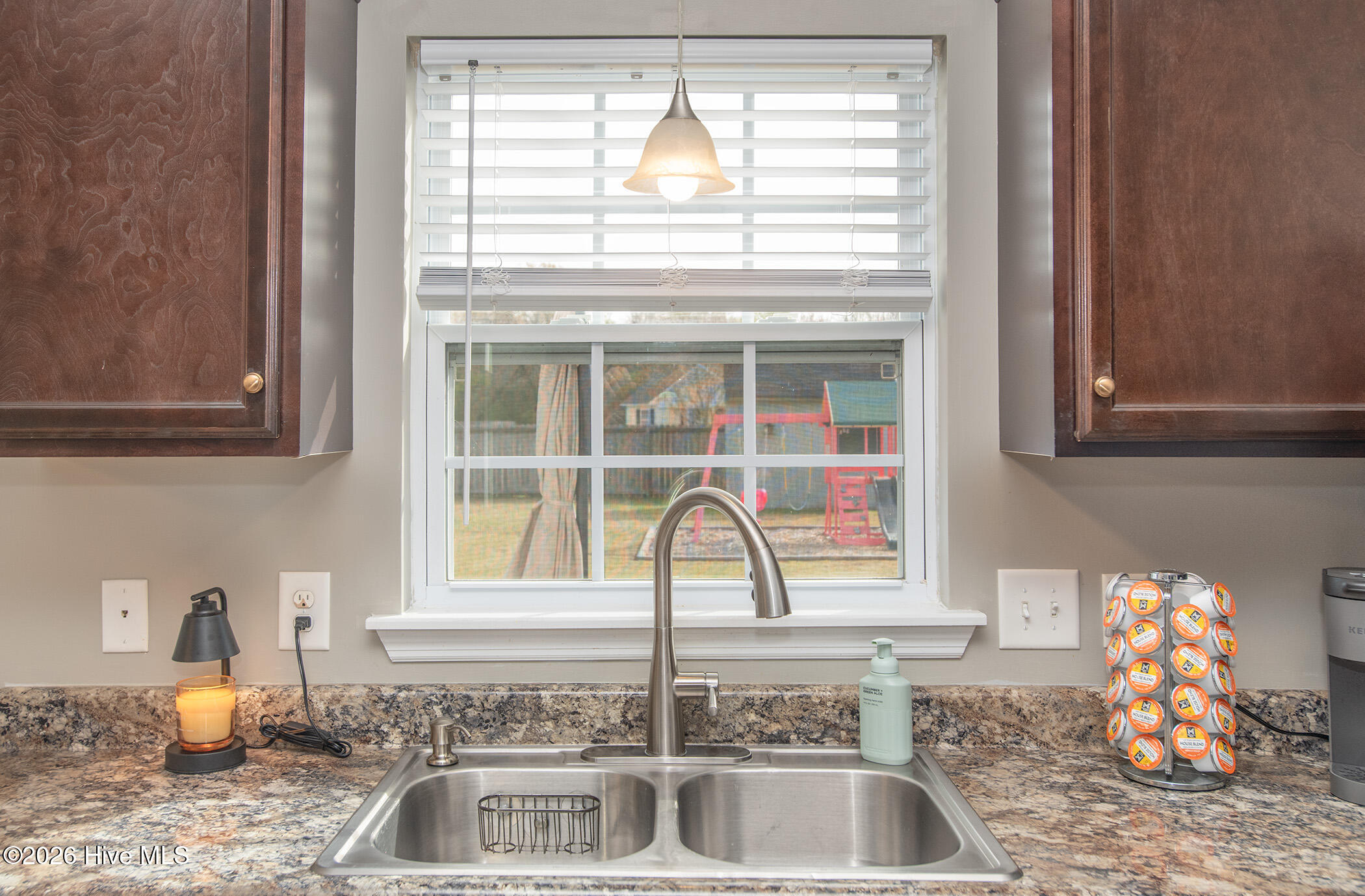 100563538 | Photo 13