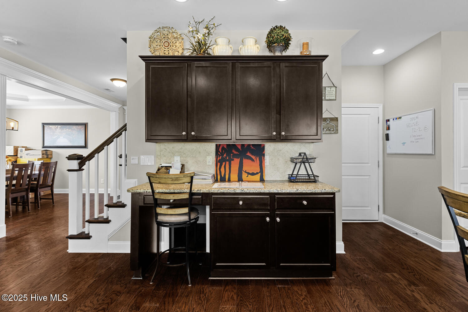 100501519 | Photo 14