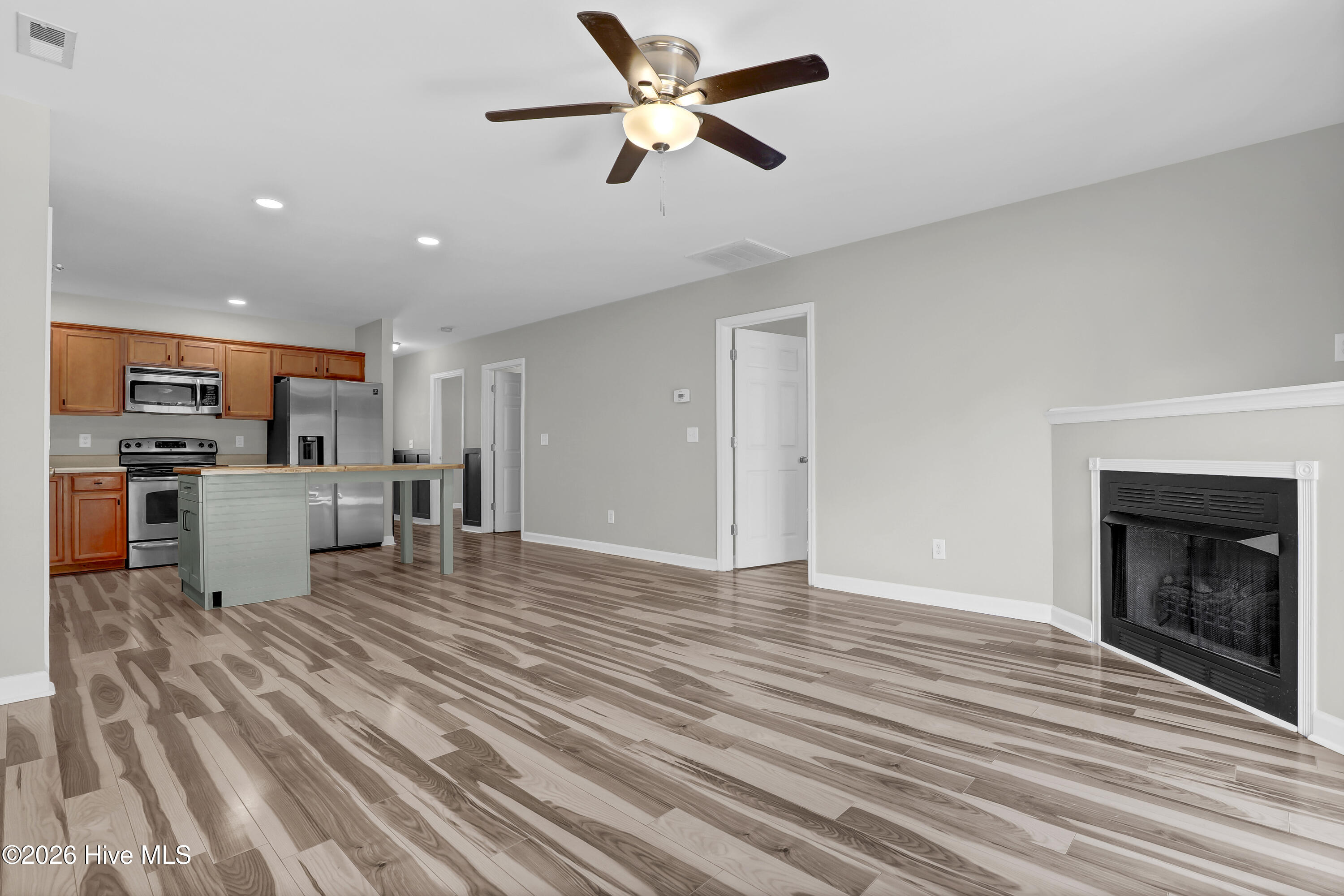 100554314 | Photo 14