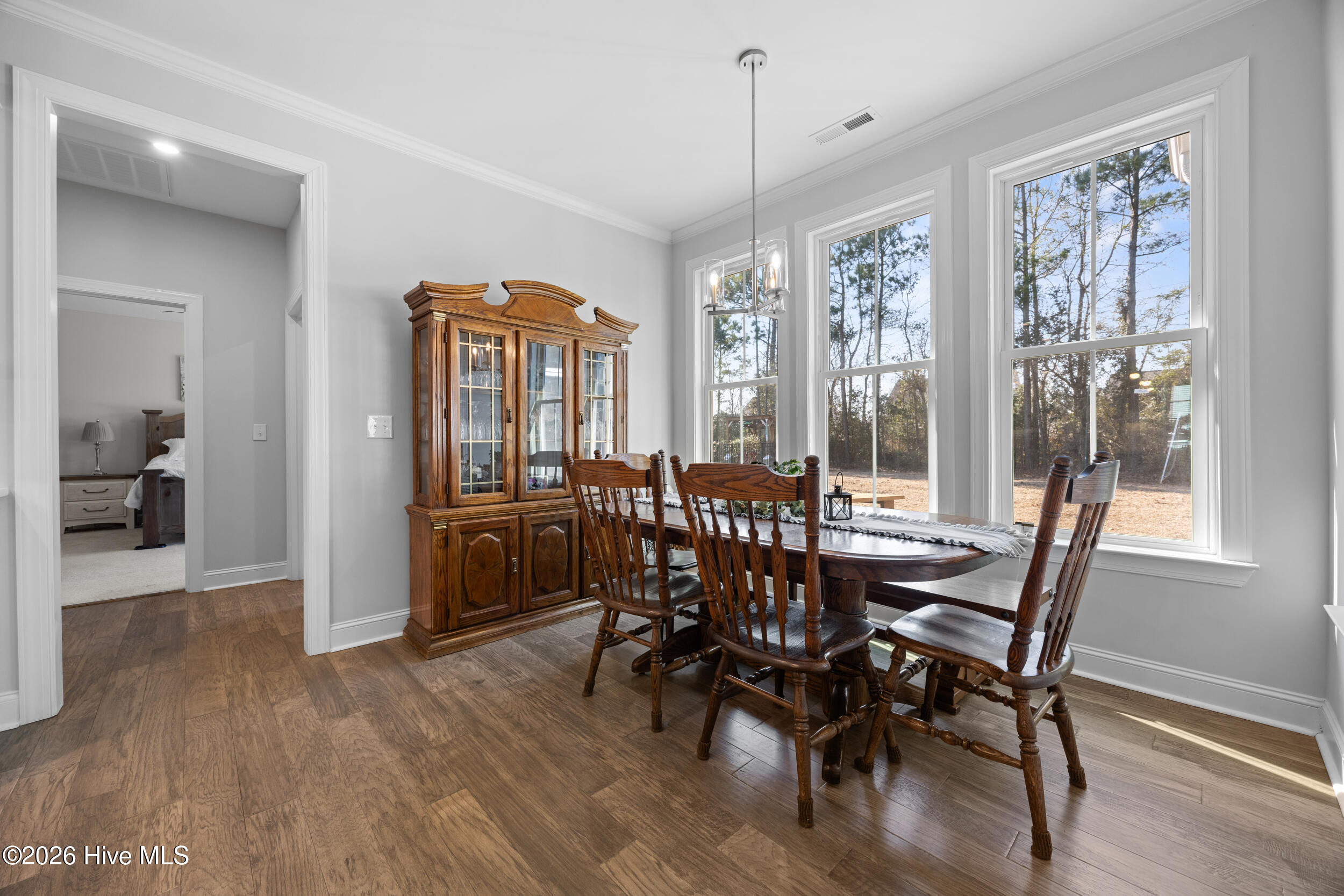 100554095 | Photo 14