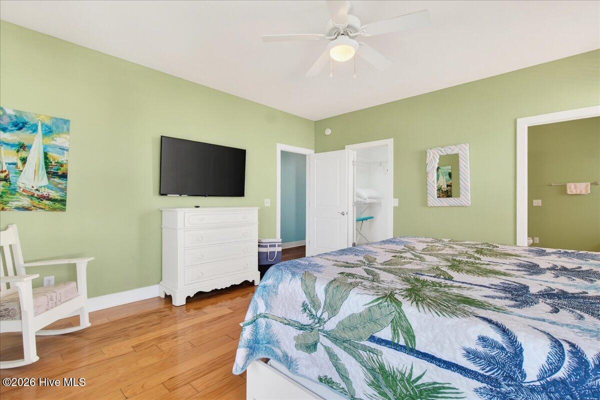 100549293 | Photo 62