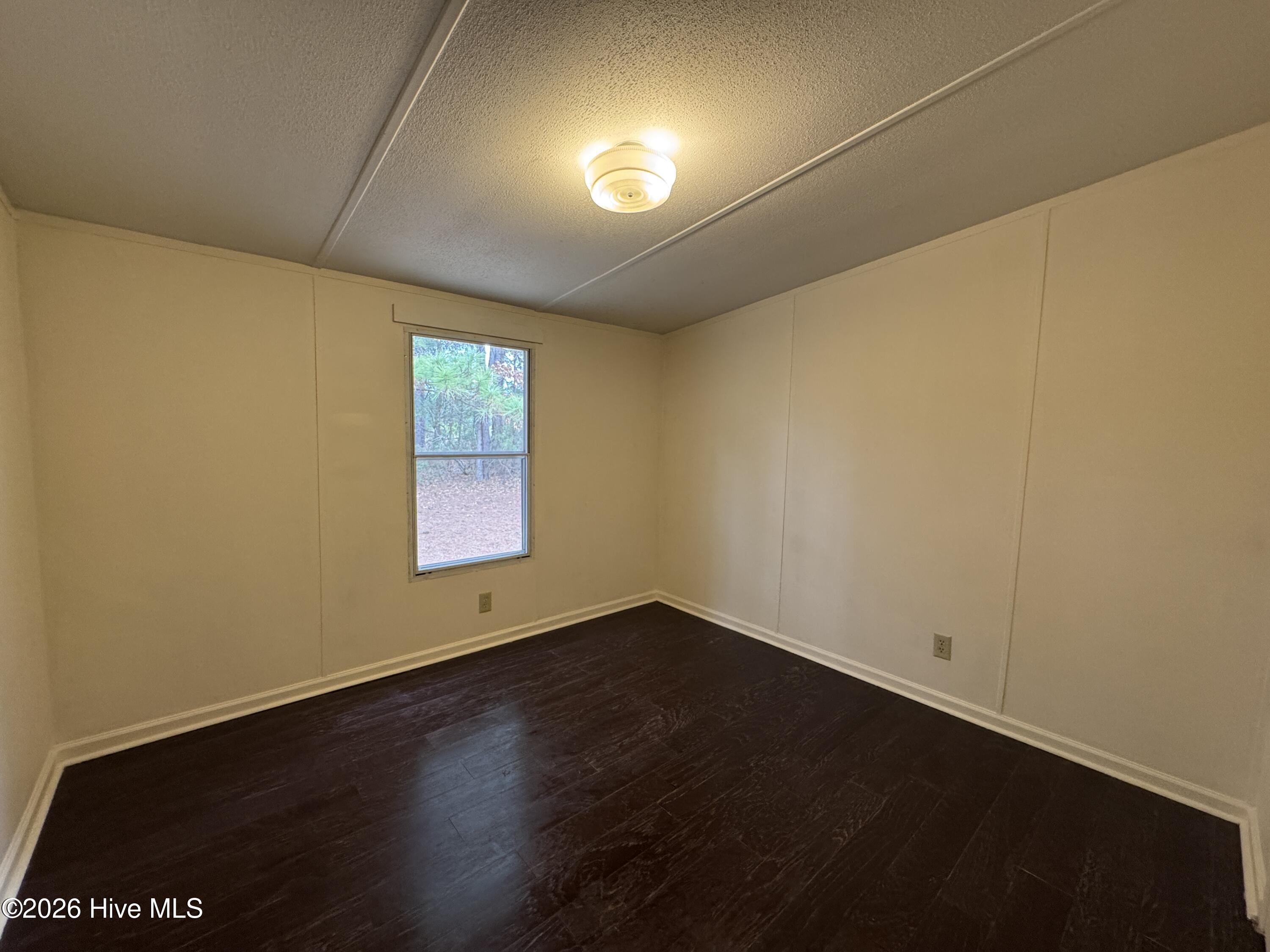 100551749 | Photo 13